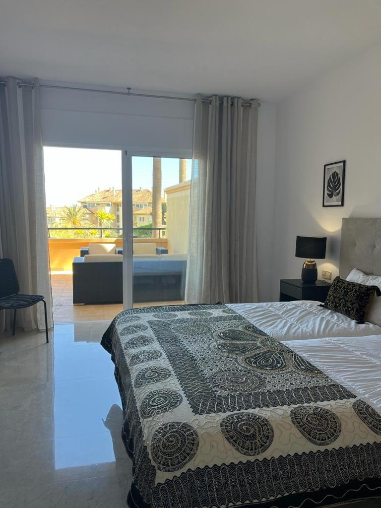 Marbella Vacations - New refurnished Apartment Elviria Hills Marbella - Property Image 42