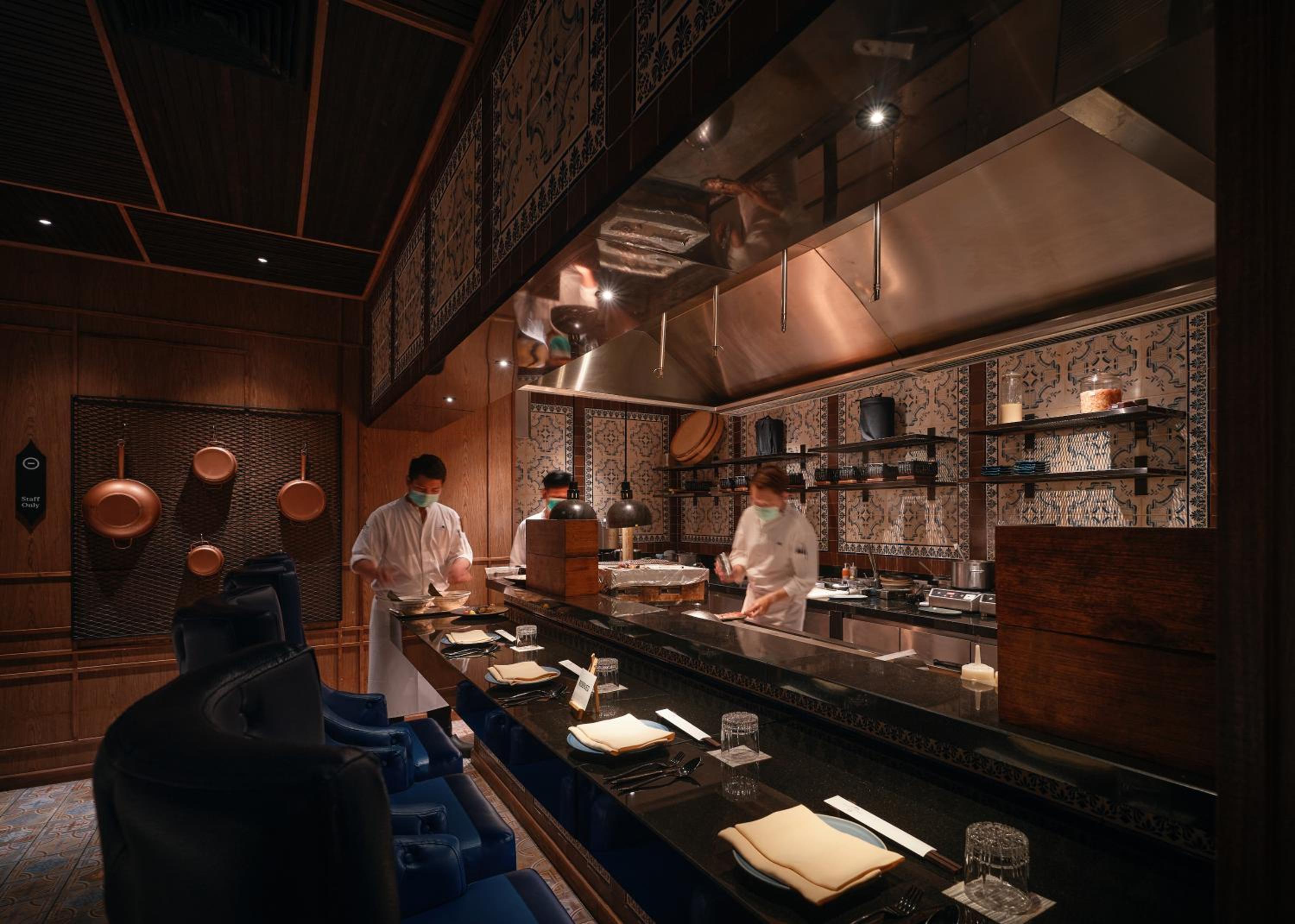 dining