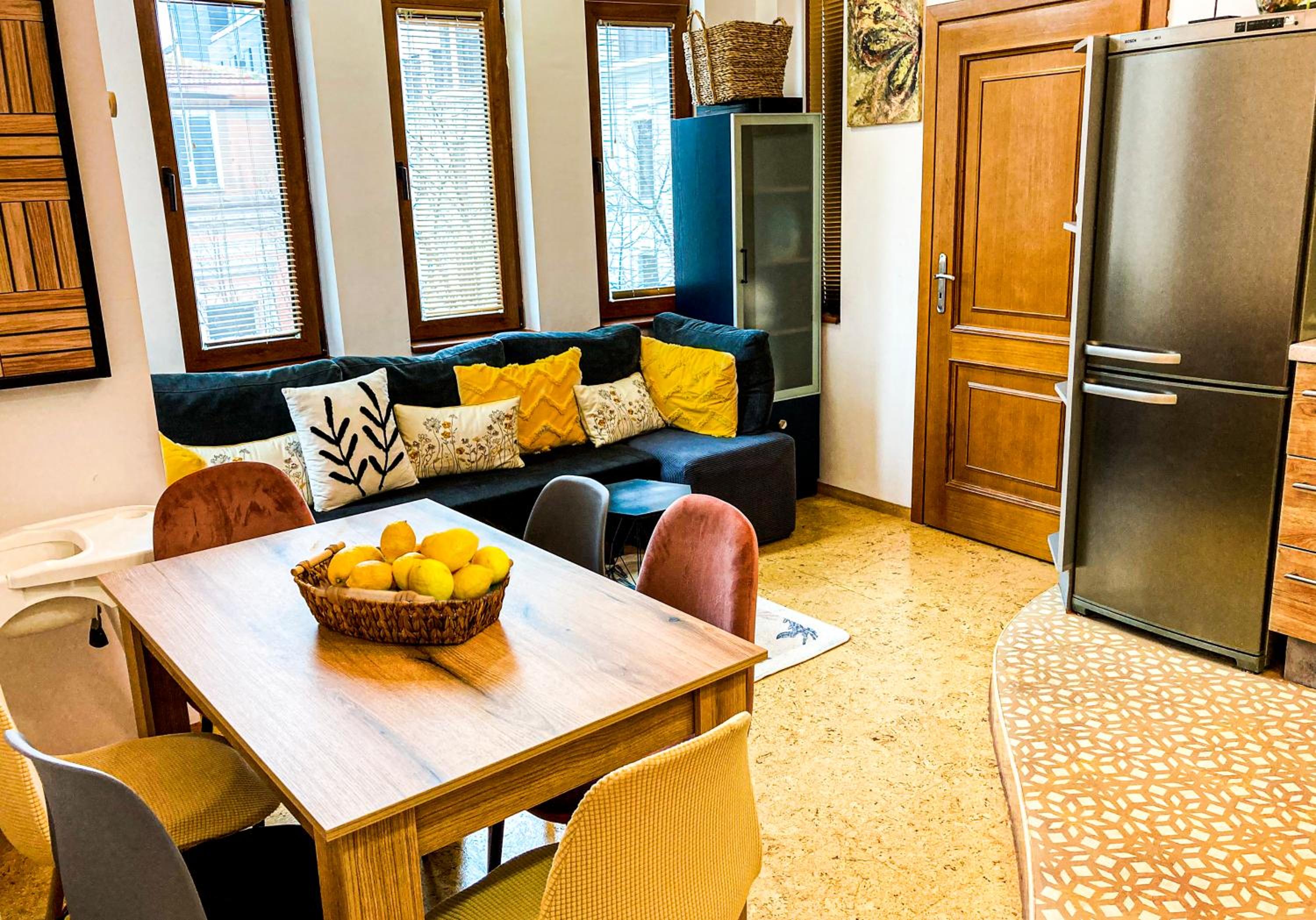 Two Bedroom Apartment - Alexandrovska - Top Location - Central Bus, Train and Marine Stations, next to Sea Garden and Beach