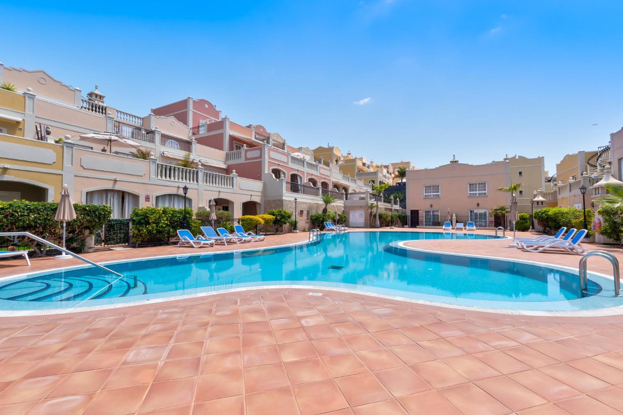Paraiso J47 PARTIAL SEA VIEW & SUNNY TERRACE 1B photo 3