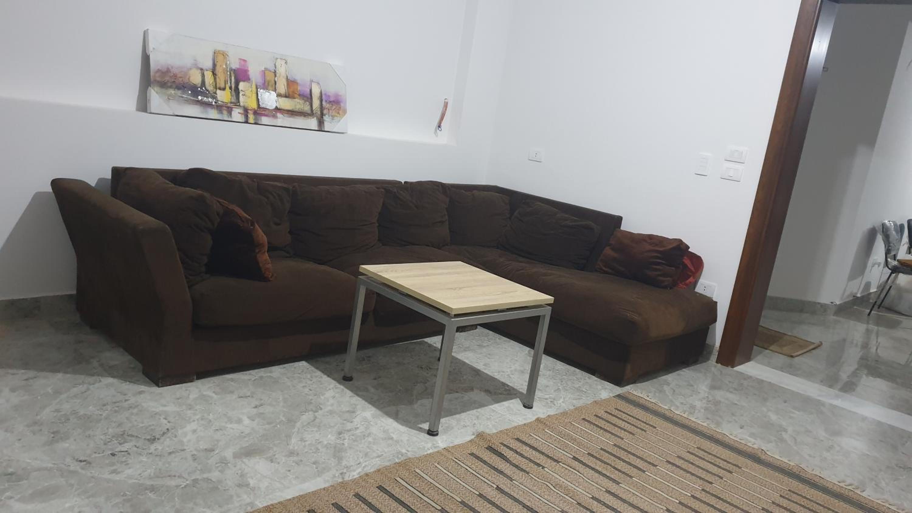 Beautiful semi villa with private entrance in Sheikh Zayed- villa queen