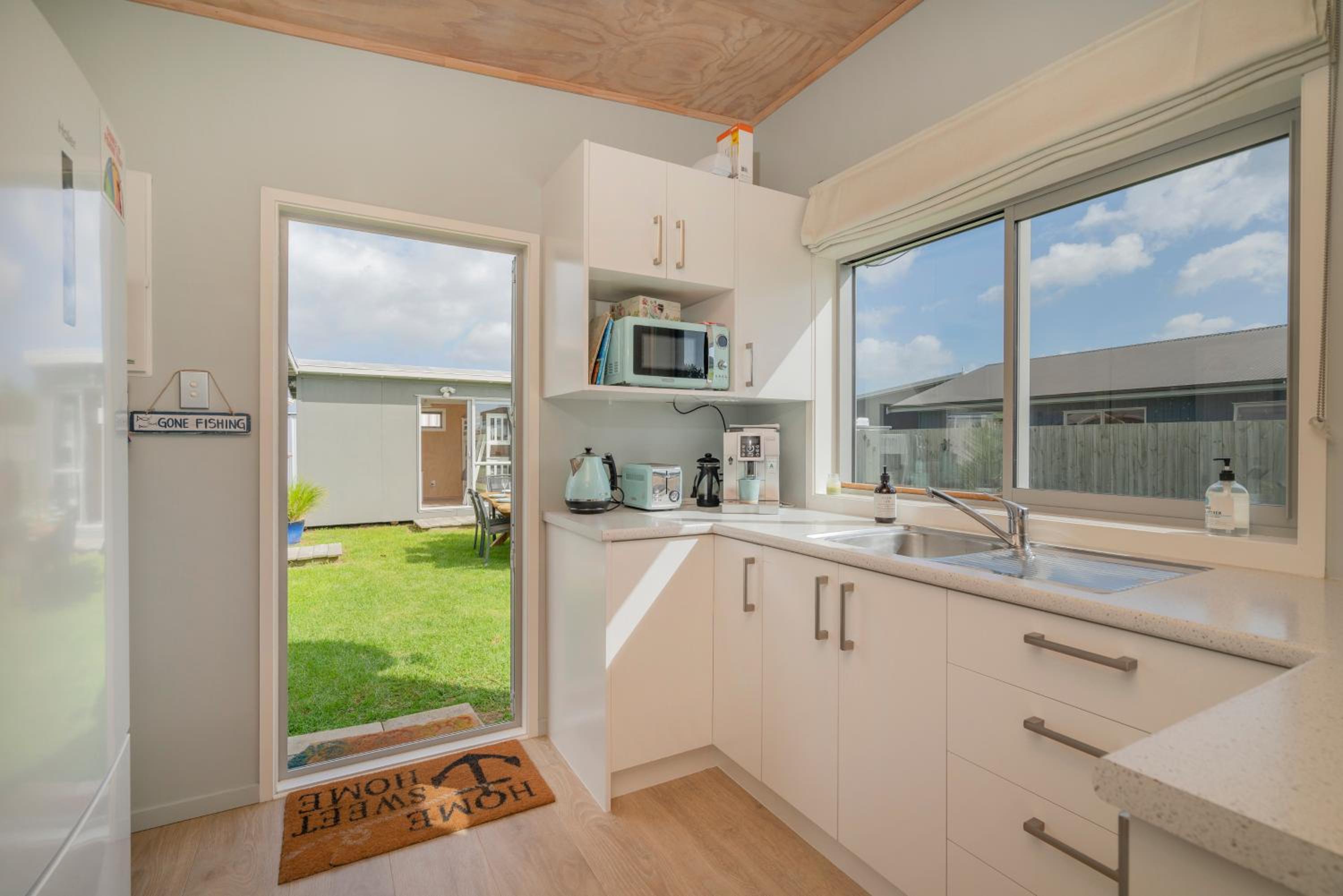 Kōpuha on Rangiora - Matarangi Holiday Home view 5