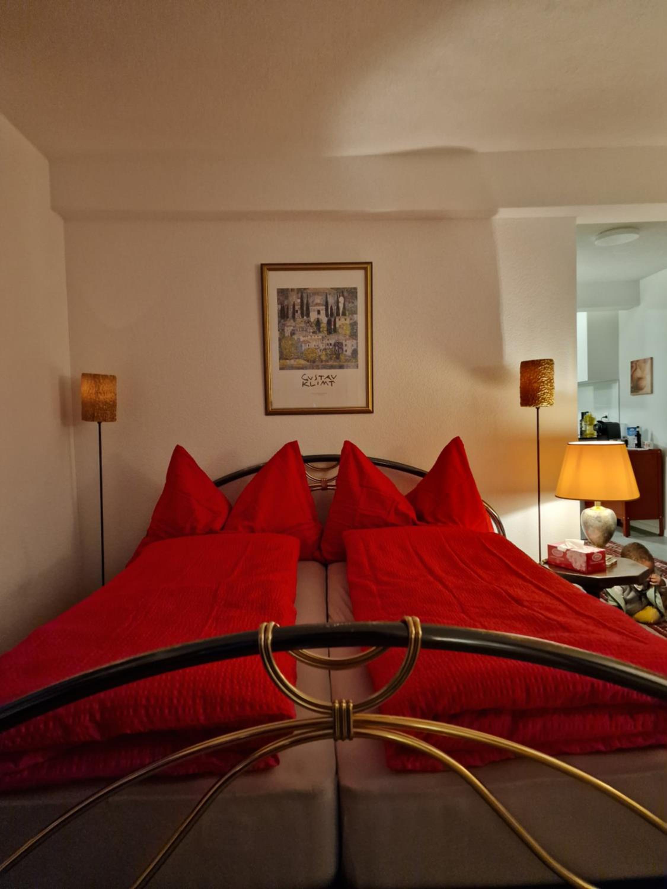 Bastis Luxury Studios Central