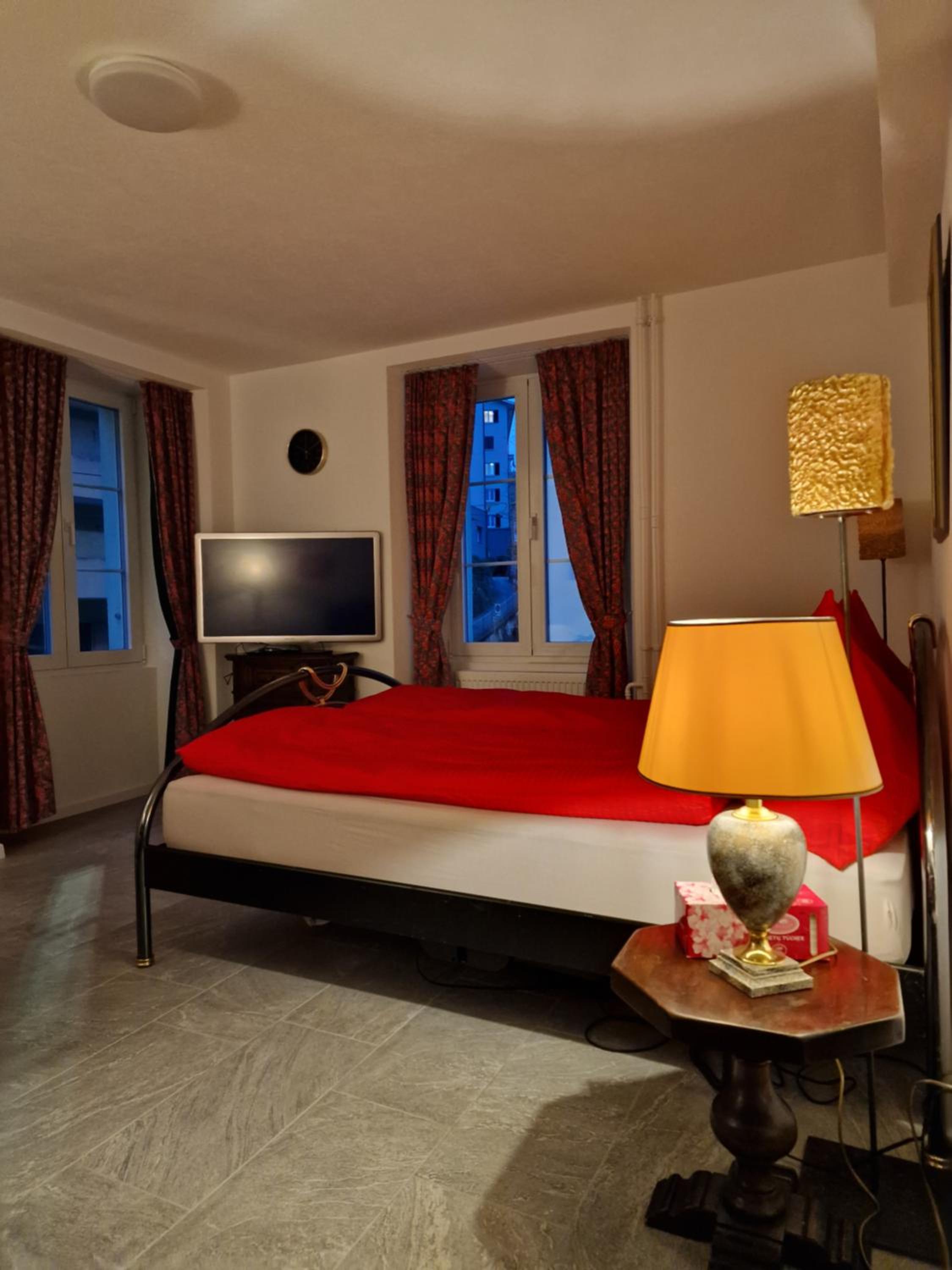 Bastis Luxury Studios Central