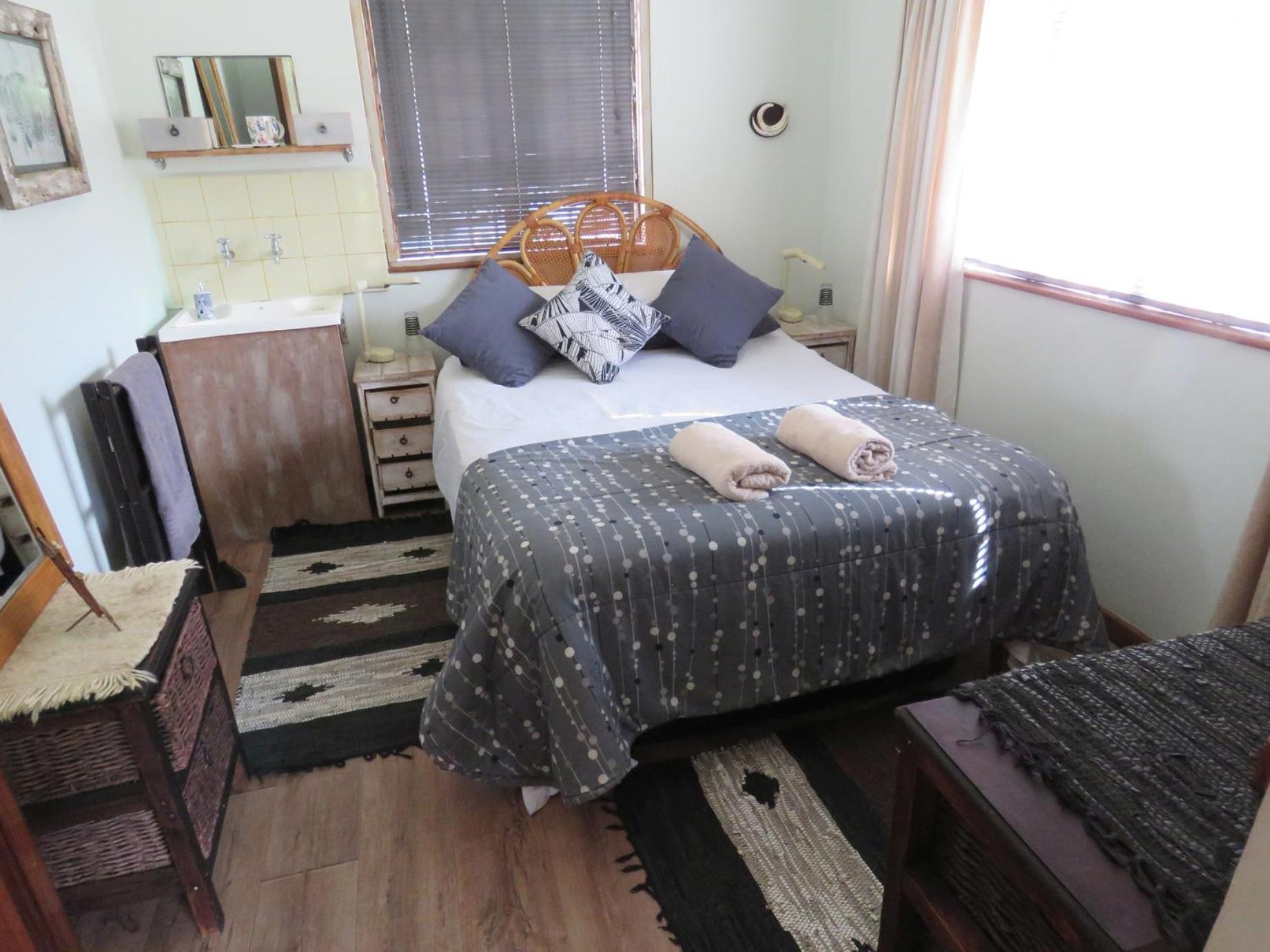 Alpaca Self Catering Cottage Kleinmond view 3