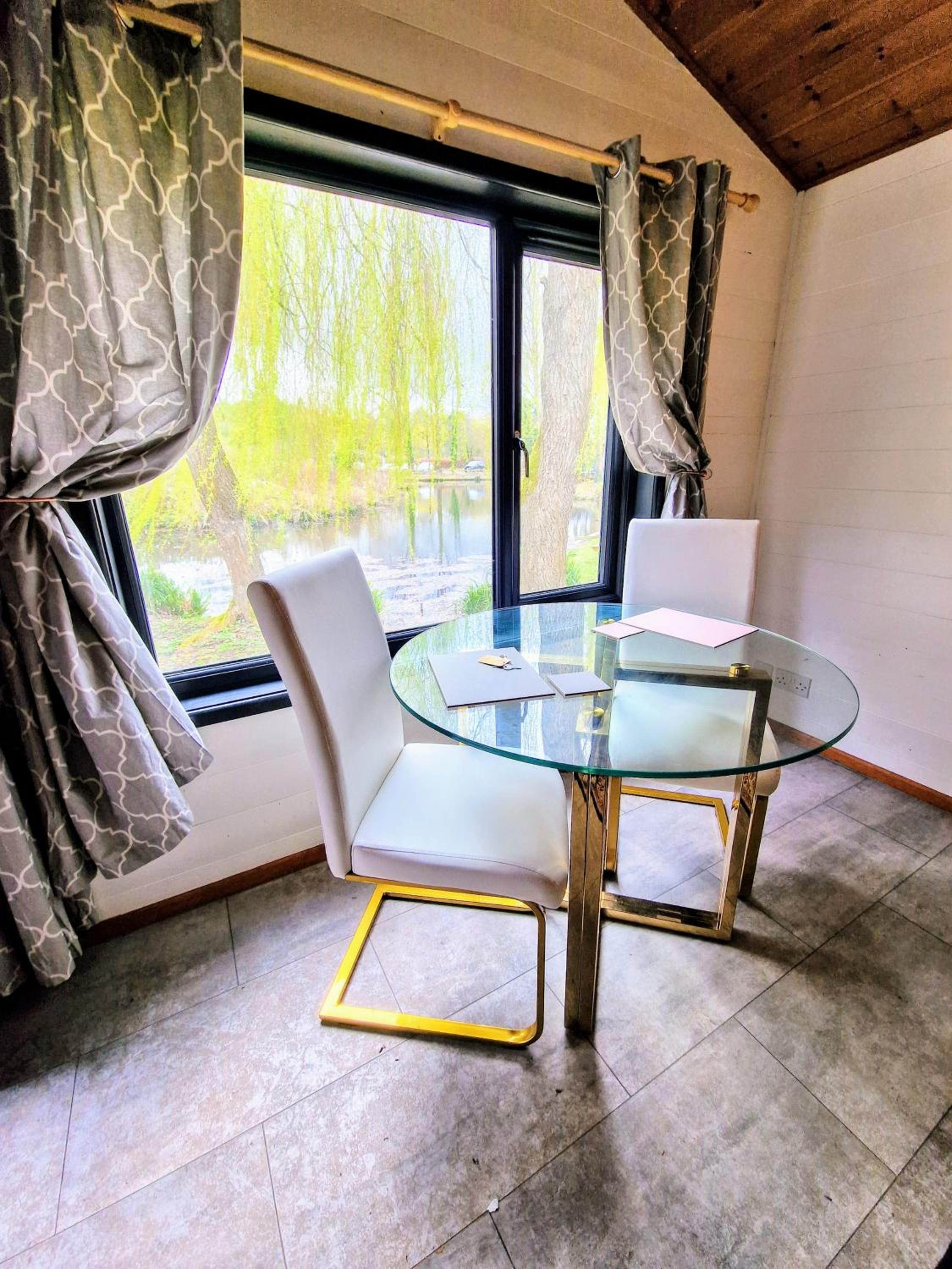 Magpie 2 Hot Tub HuntersMoon-Warminster-Longleat-Wiltshire view 4