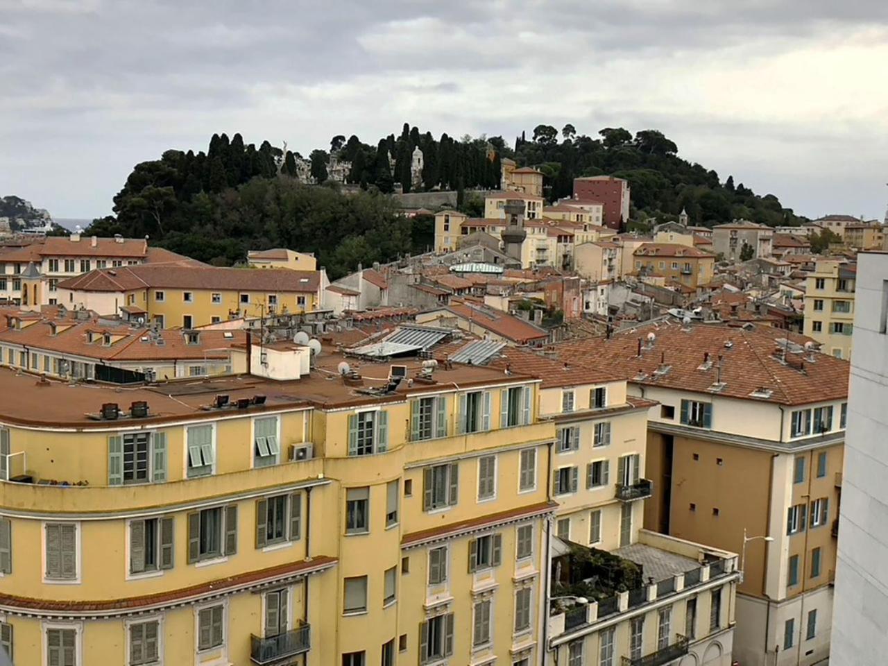 Ezevacances Studio Capuccino vue mer 5 mn plage 7 mn gare Wifi