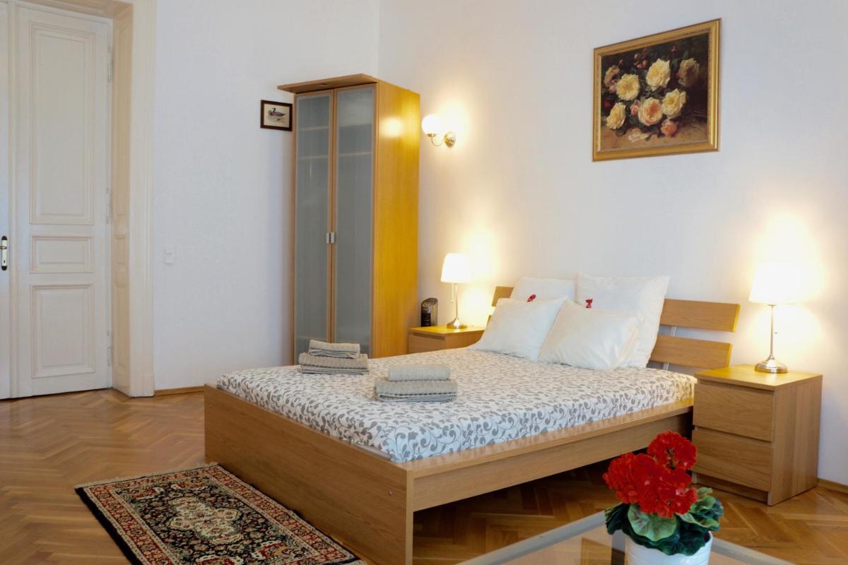 VAZQUEZ home City center confortable flat view 3