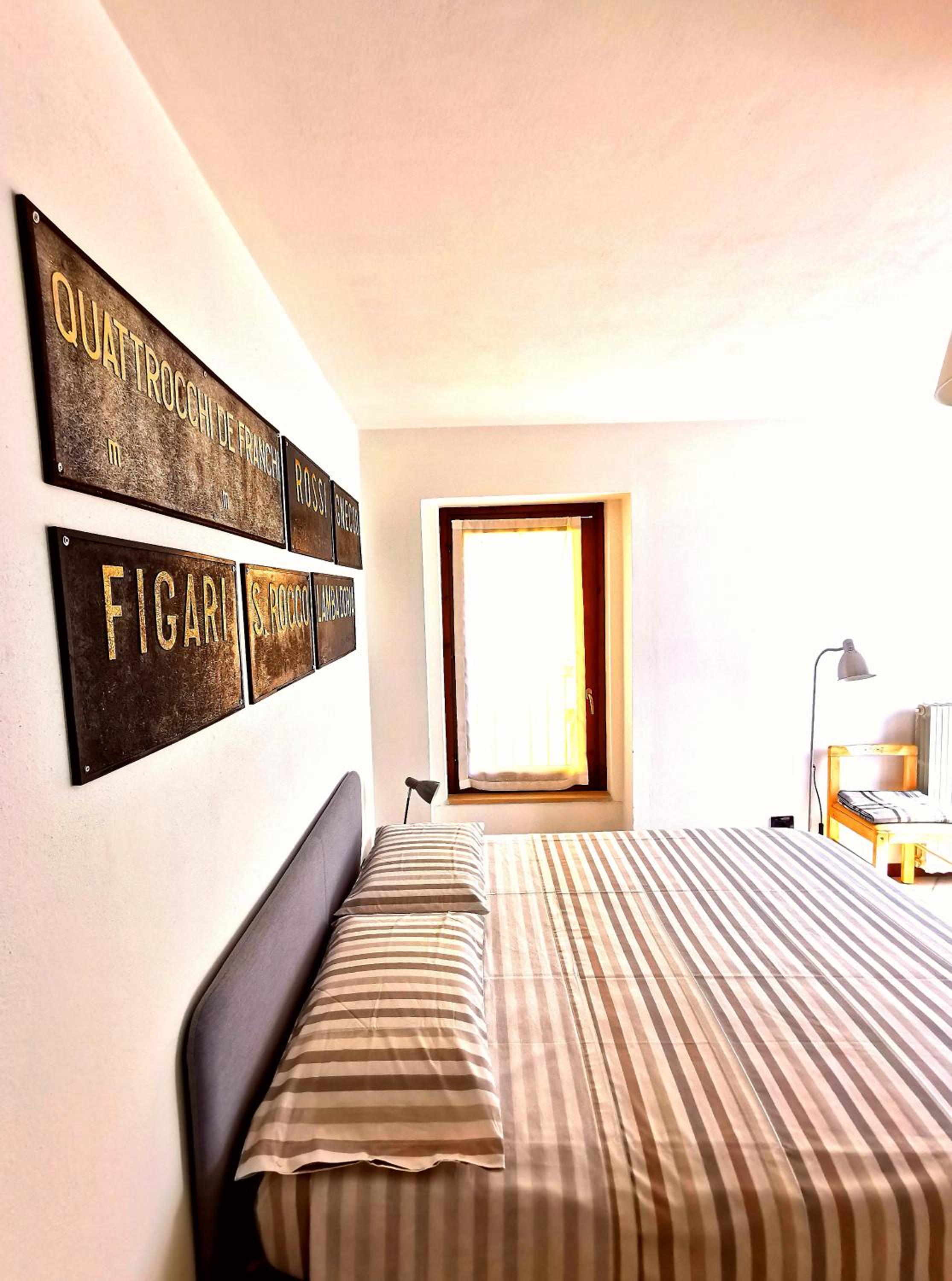 Old Town Apartment with Terrace - Live Love Lake view 3