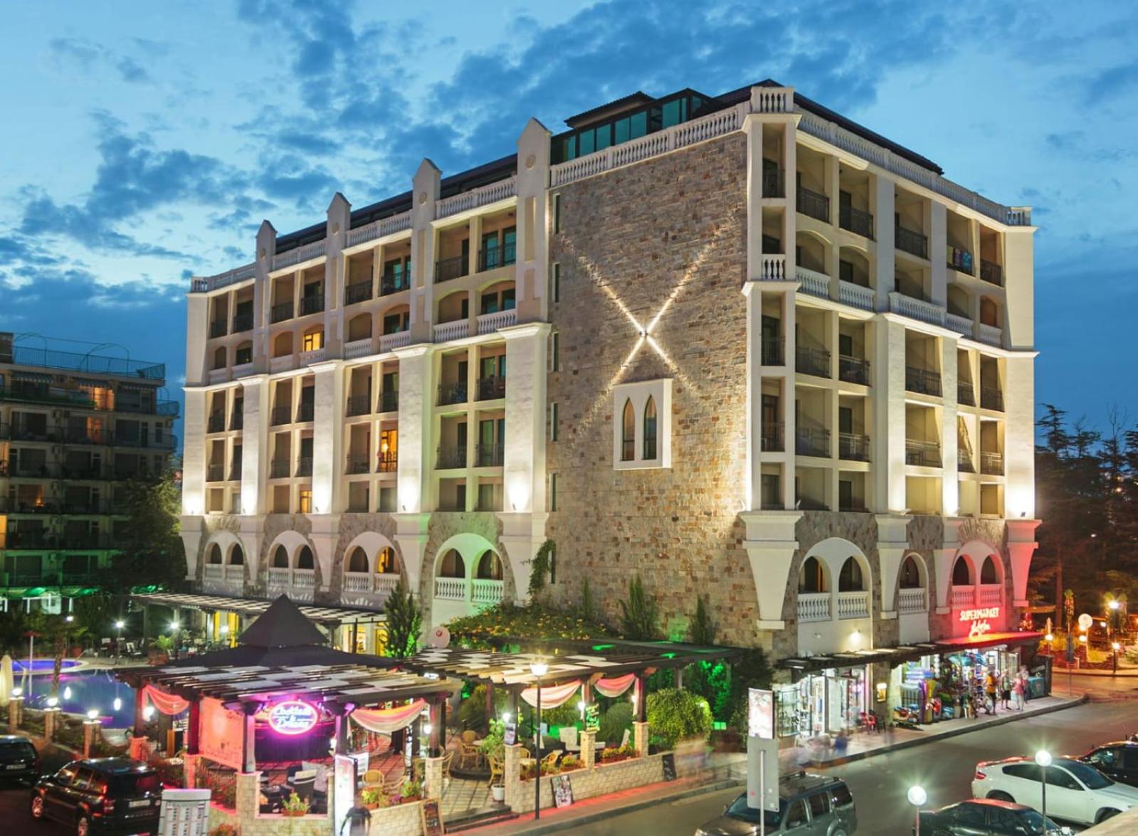 Hotel Babylon