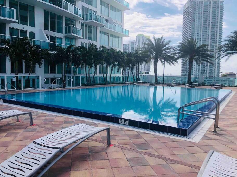 Beautiful Brickell Loft with Free Parking