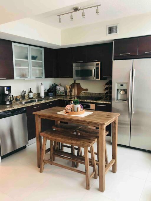 Beautiful Brickell Loft with Free Parking