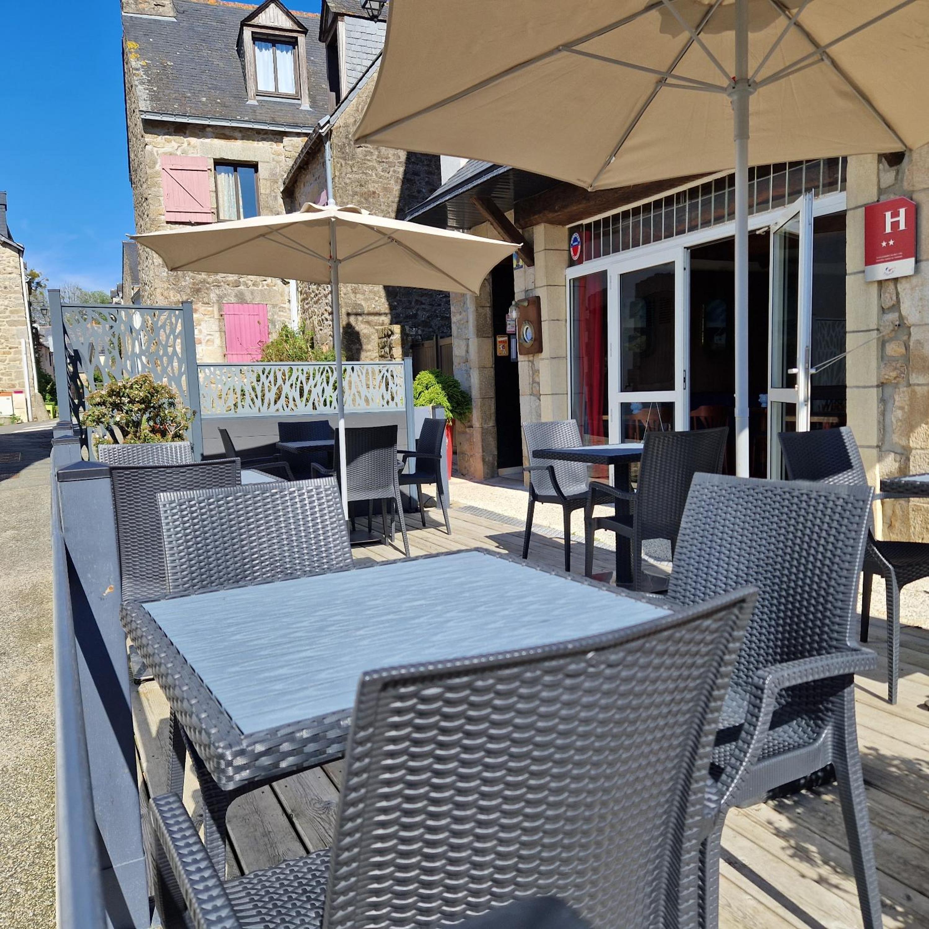 outdoor BBQ area