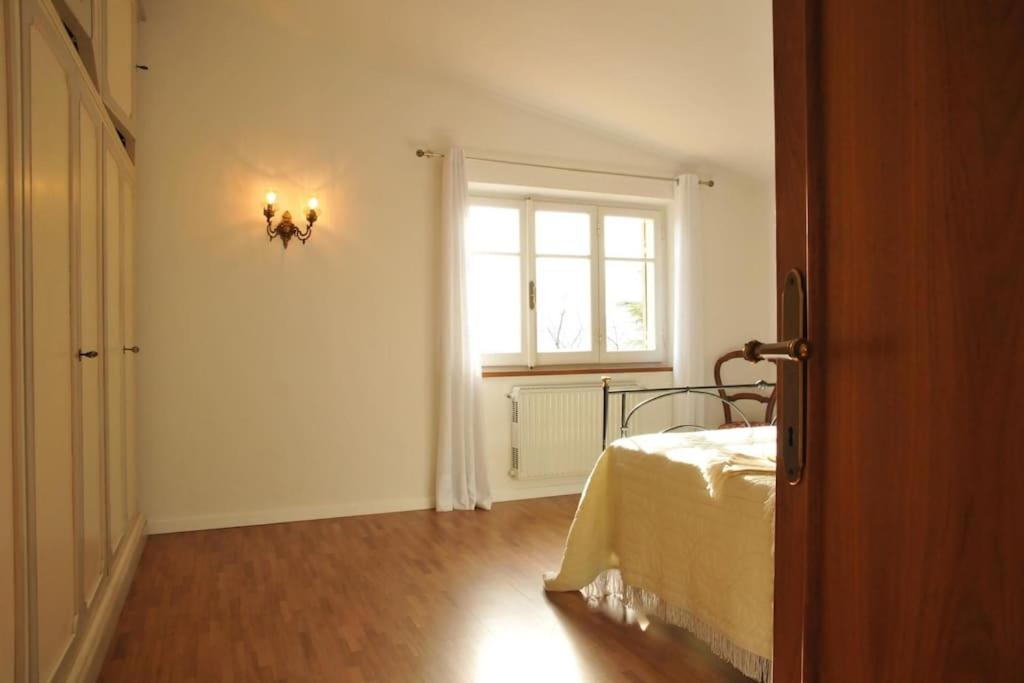 Villa Collina Del Sole 12 Pax by VILLASRETREATS view 3
