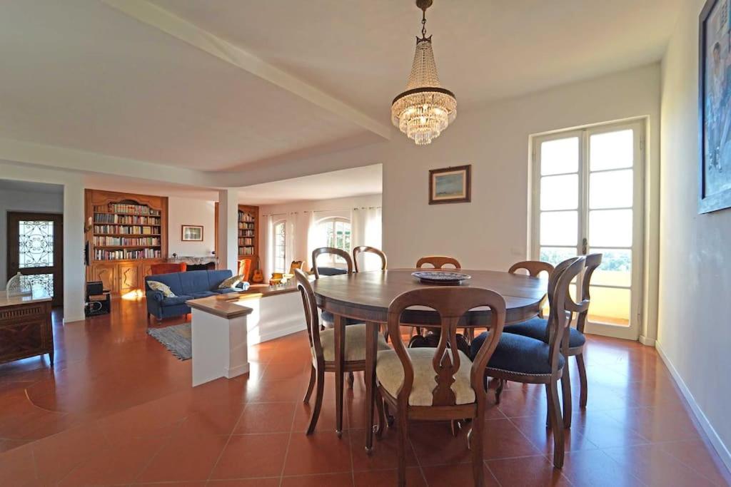 Villa Collina Del Sole 12 Pax by VILLASRETREATS view 5