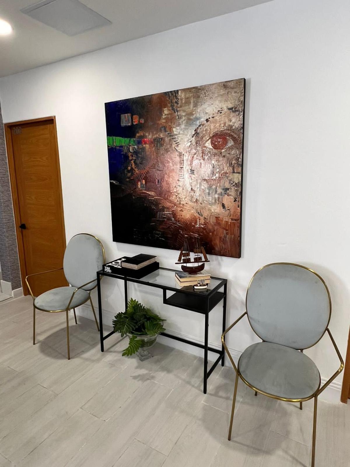 Suites By SalcedO