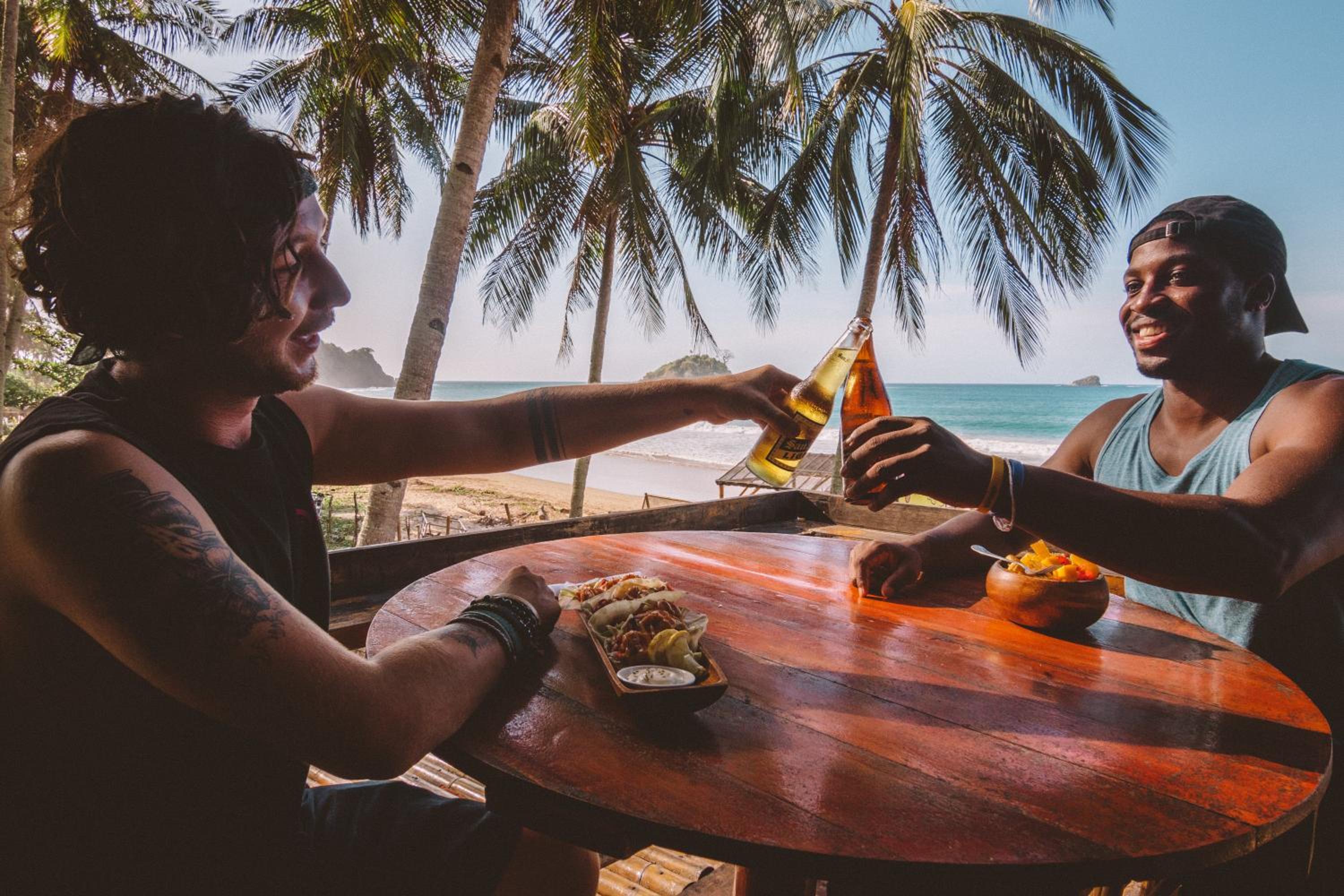 Mad Monkey Hostel Nacpan Beach
