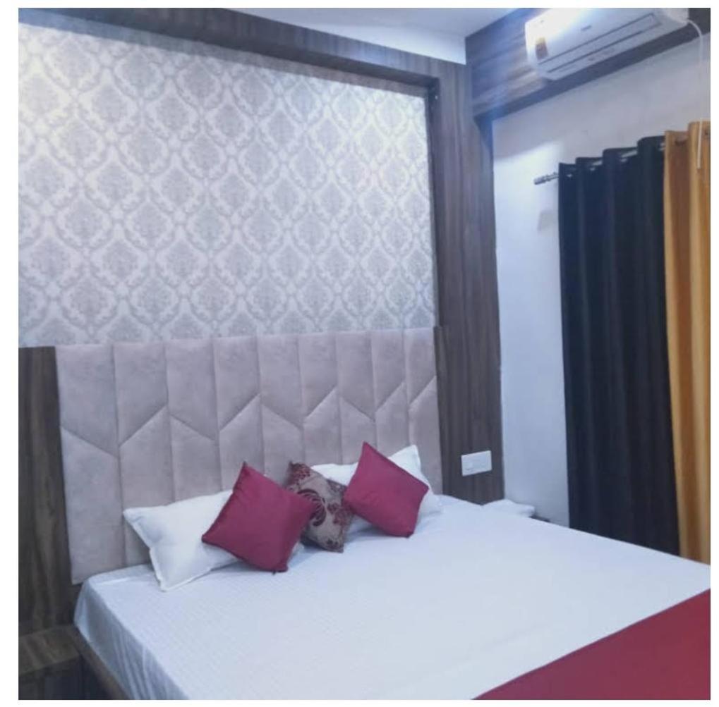 Hotel The Cube Inn view 2