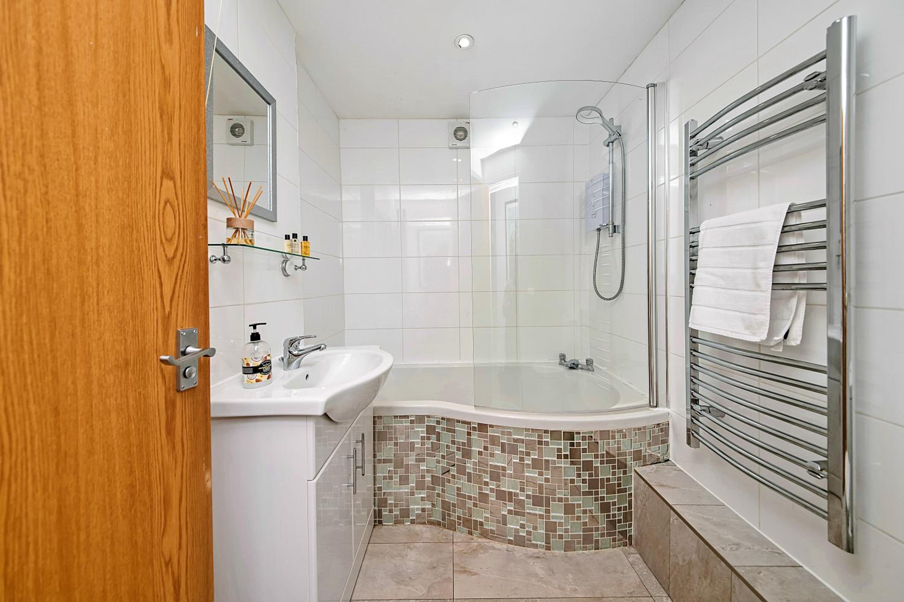 Finest Retreats - Mowbray