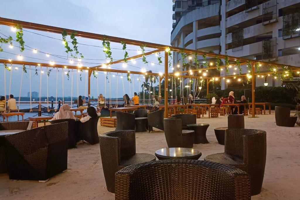 Johor Bahru Danga Bay Country Garden 2BR 18 Home+