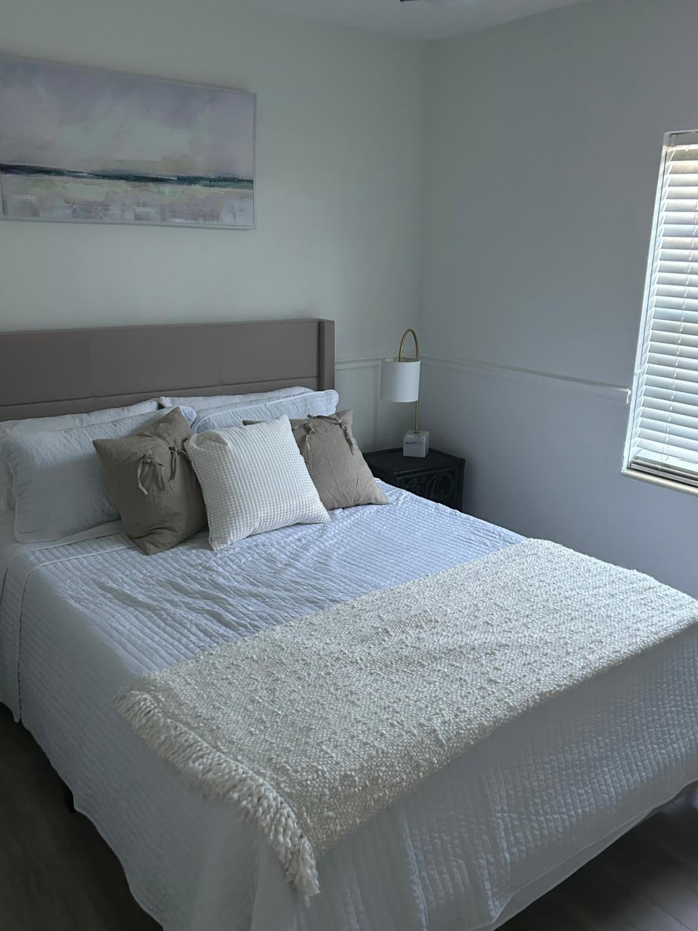 Amazing 3-bedroom modern home in Coral Gables area
