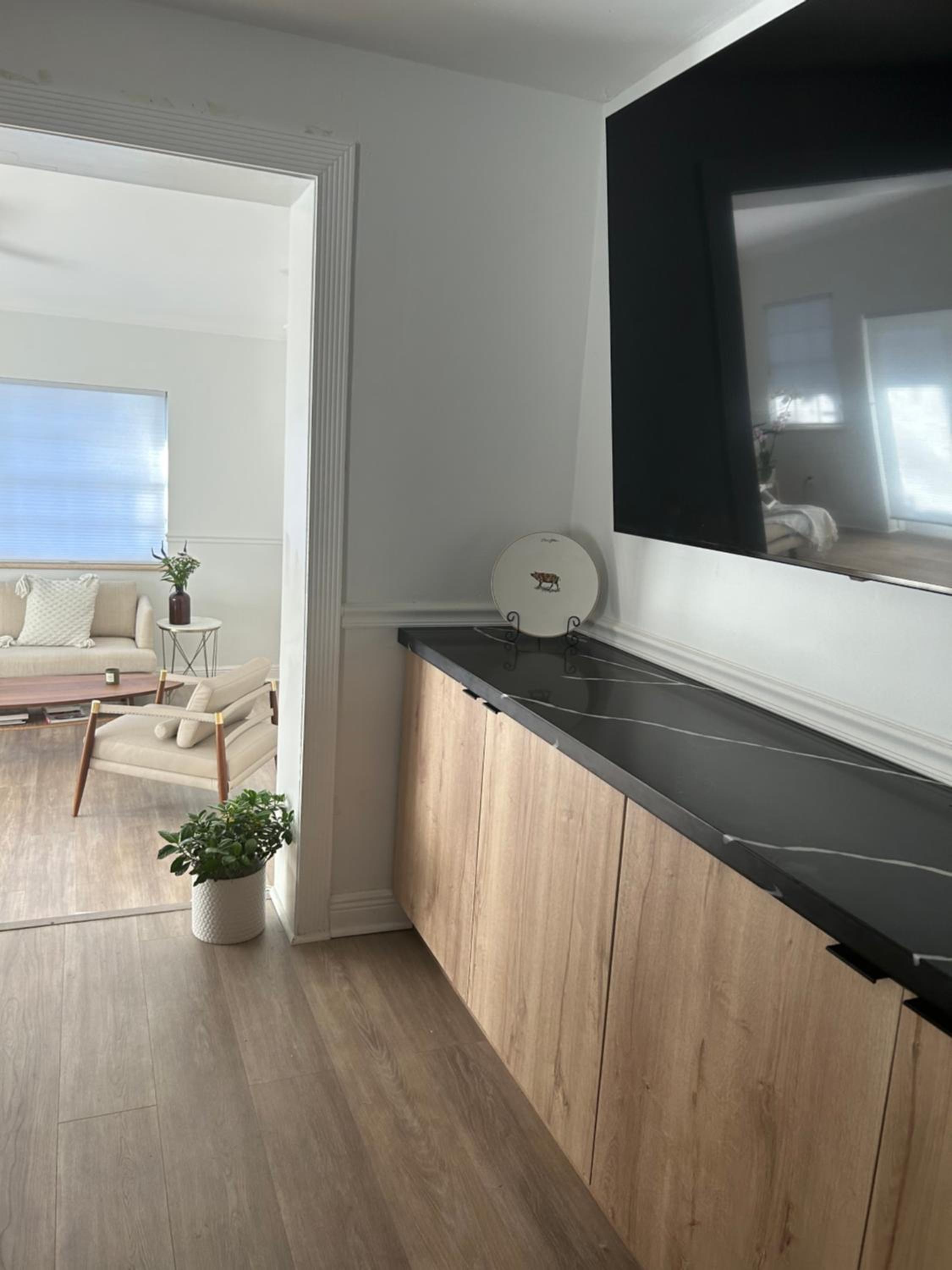 Amazing 3-bedroom modern home in Coral Gables area