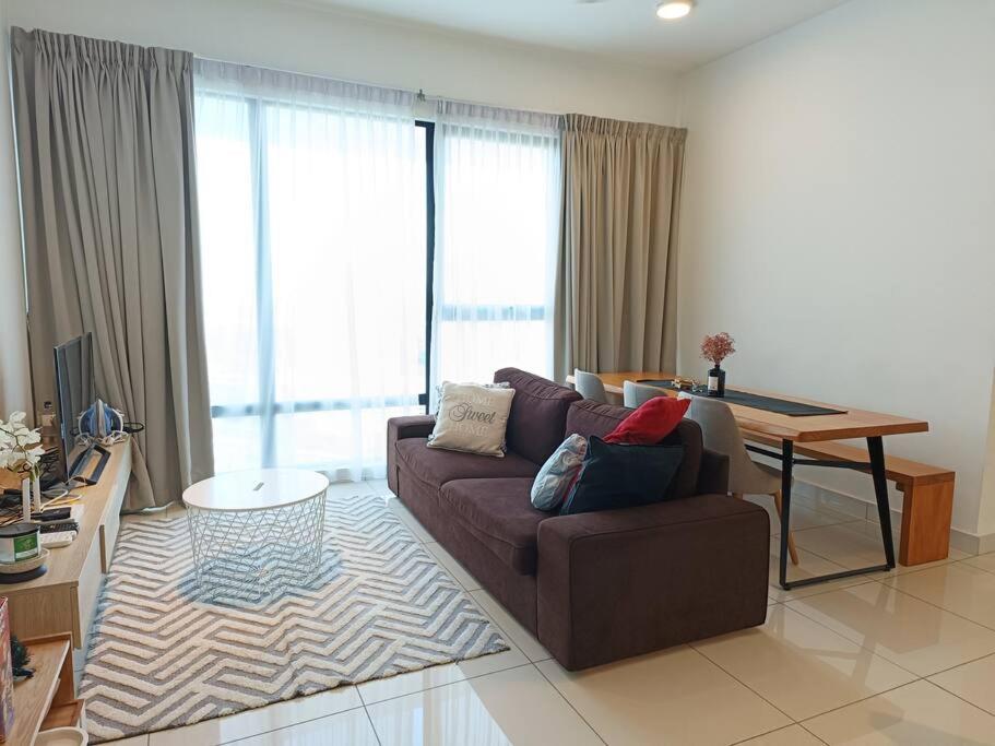 High Floor Cozy Southkey Mosaic Netflix 4Pax