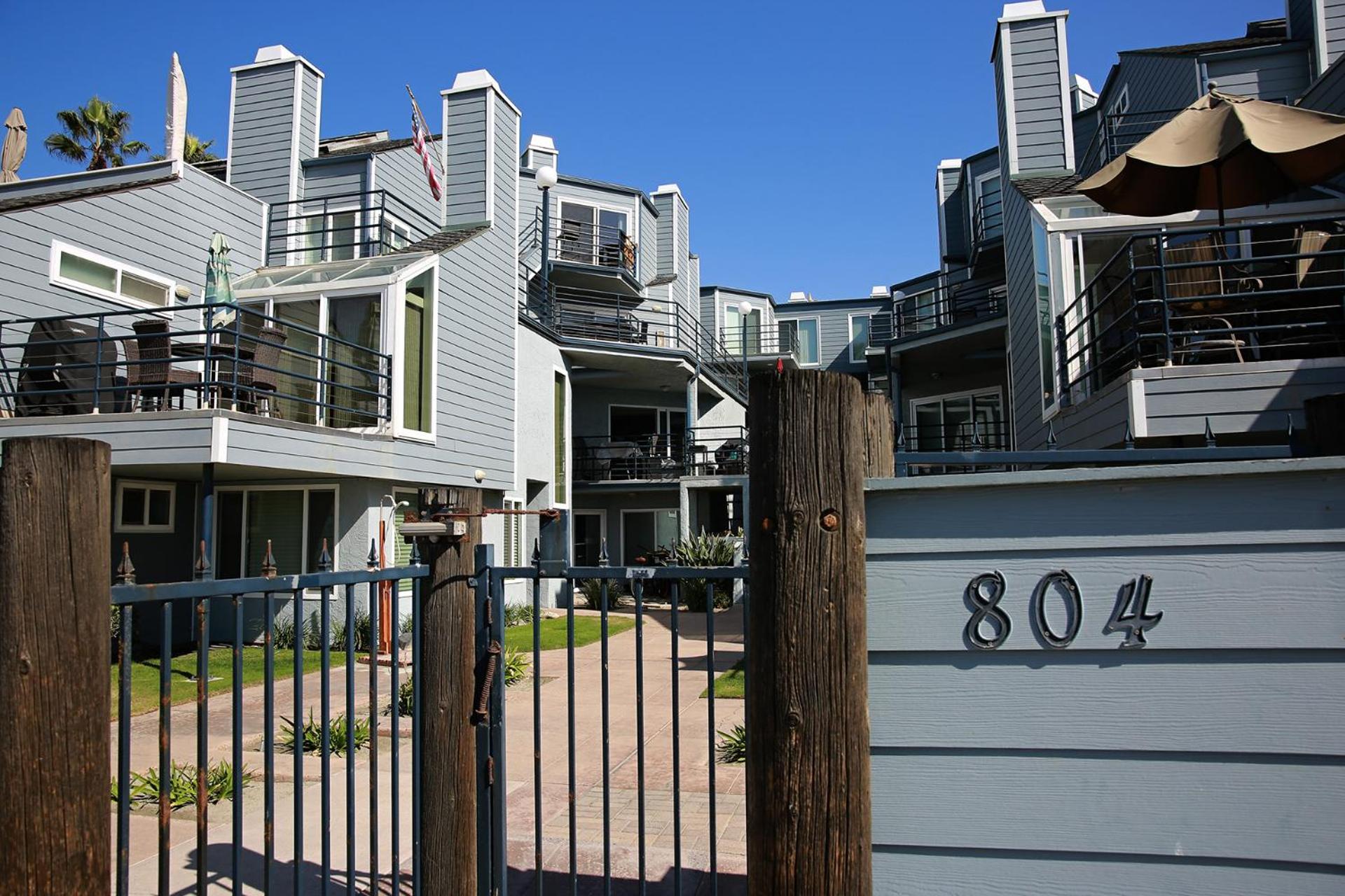 Pacifica Strand Unit 15 view 3