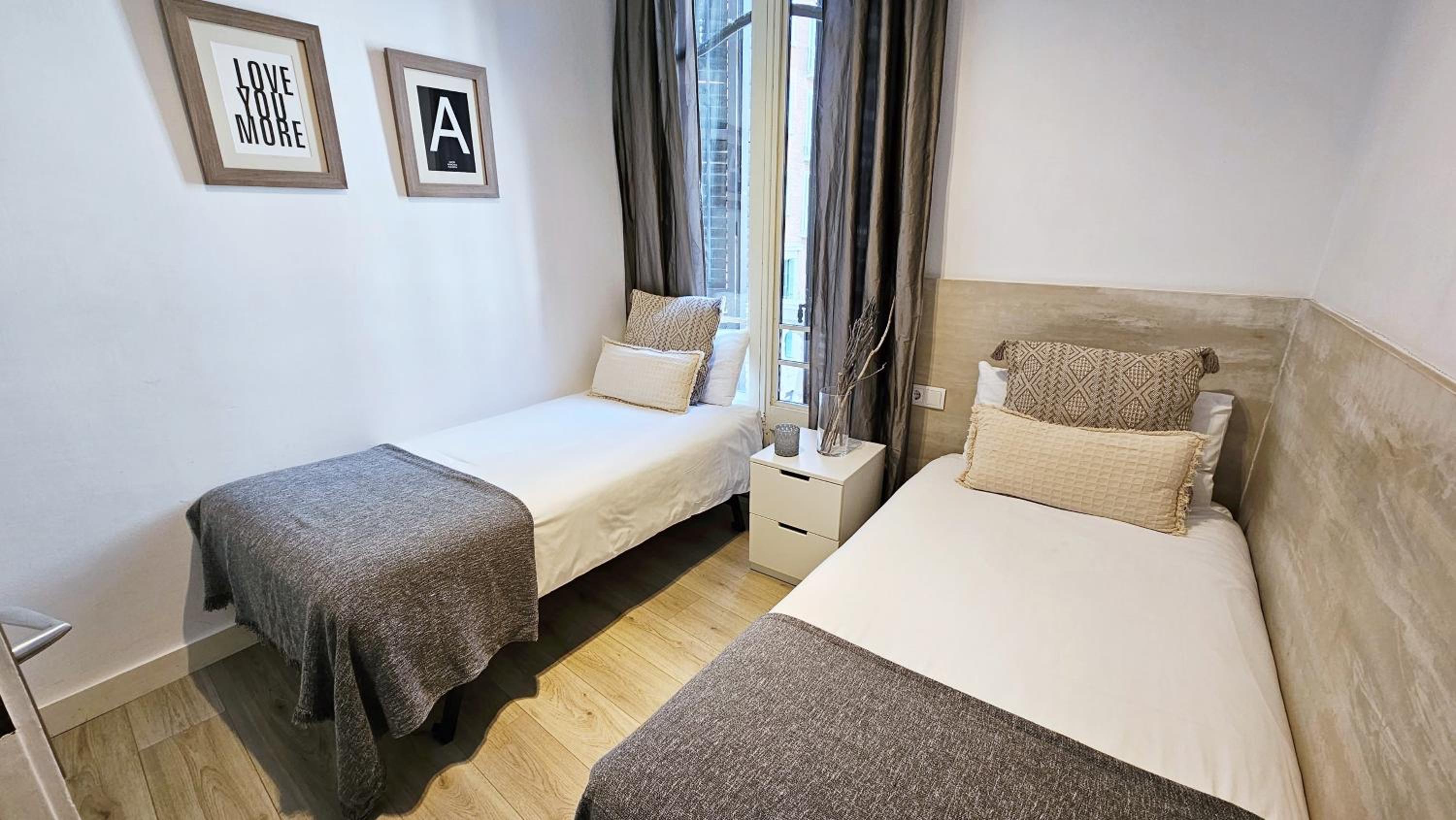 Click&Flat Seneca Suites