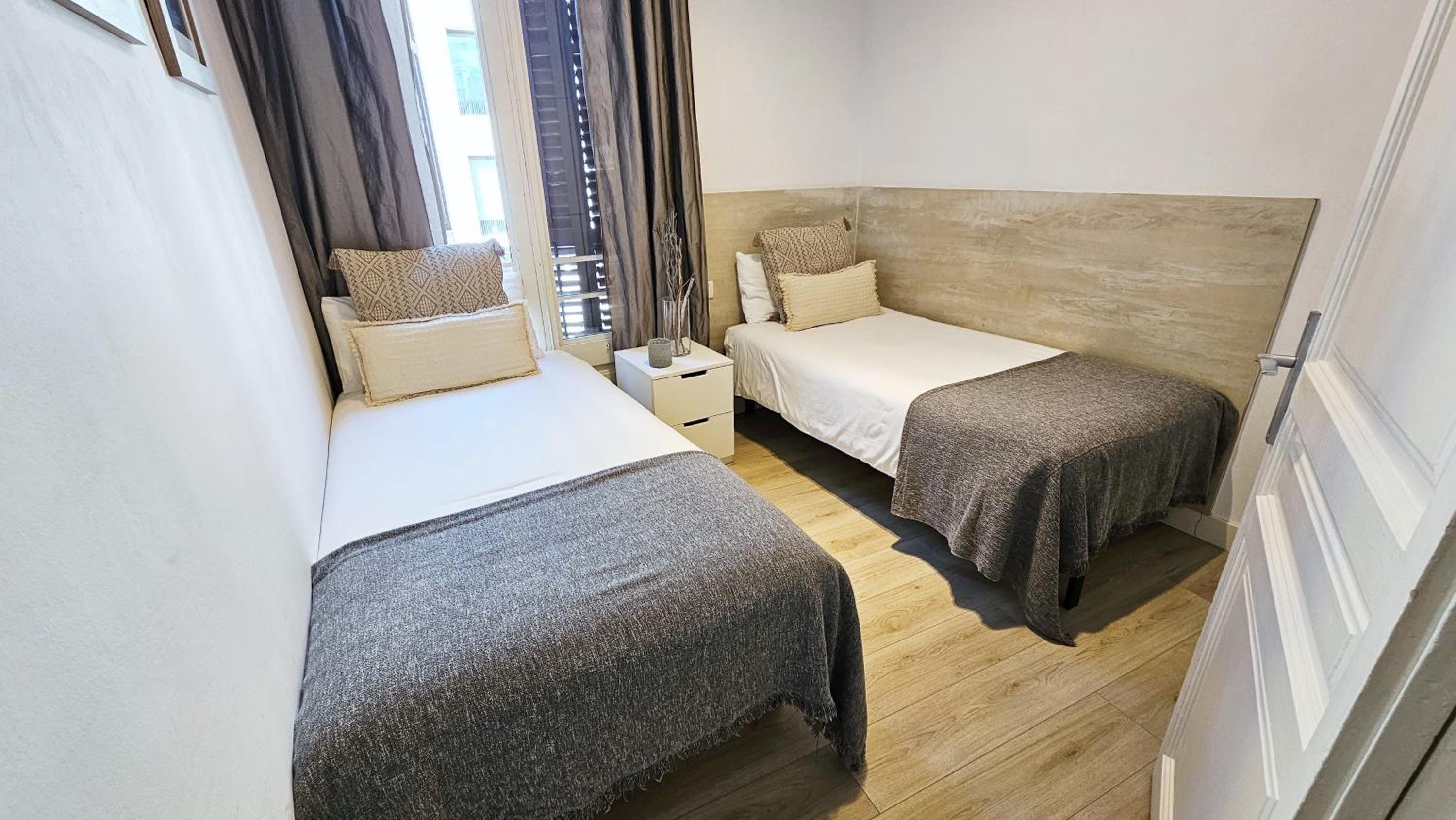 Click&Flat Seneca Suites