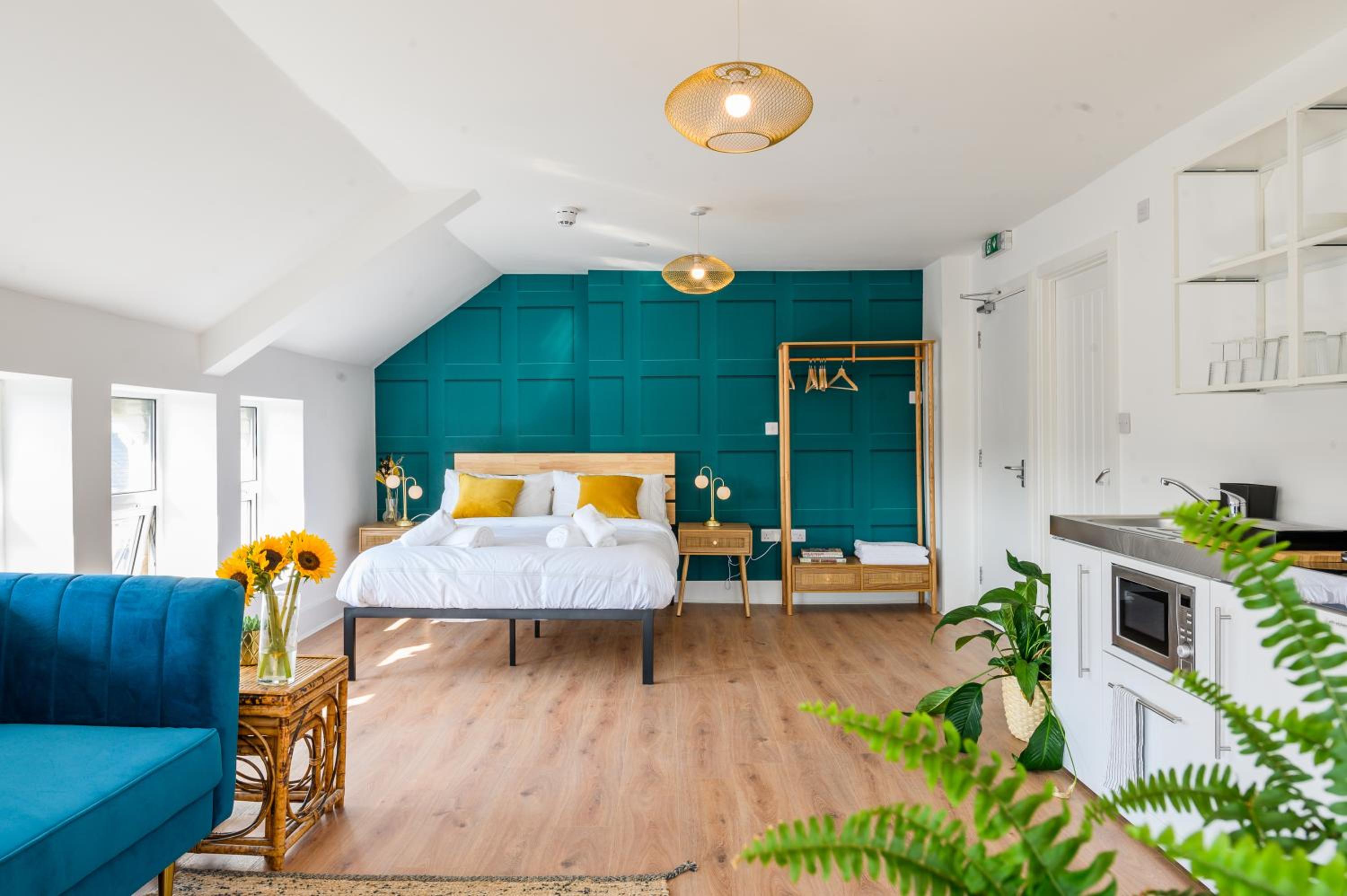 Neighbourhood Bedrooms