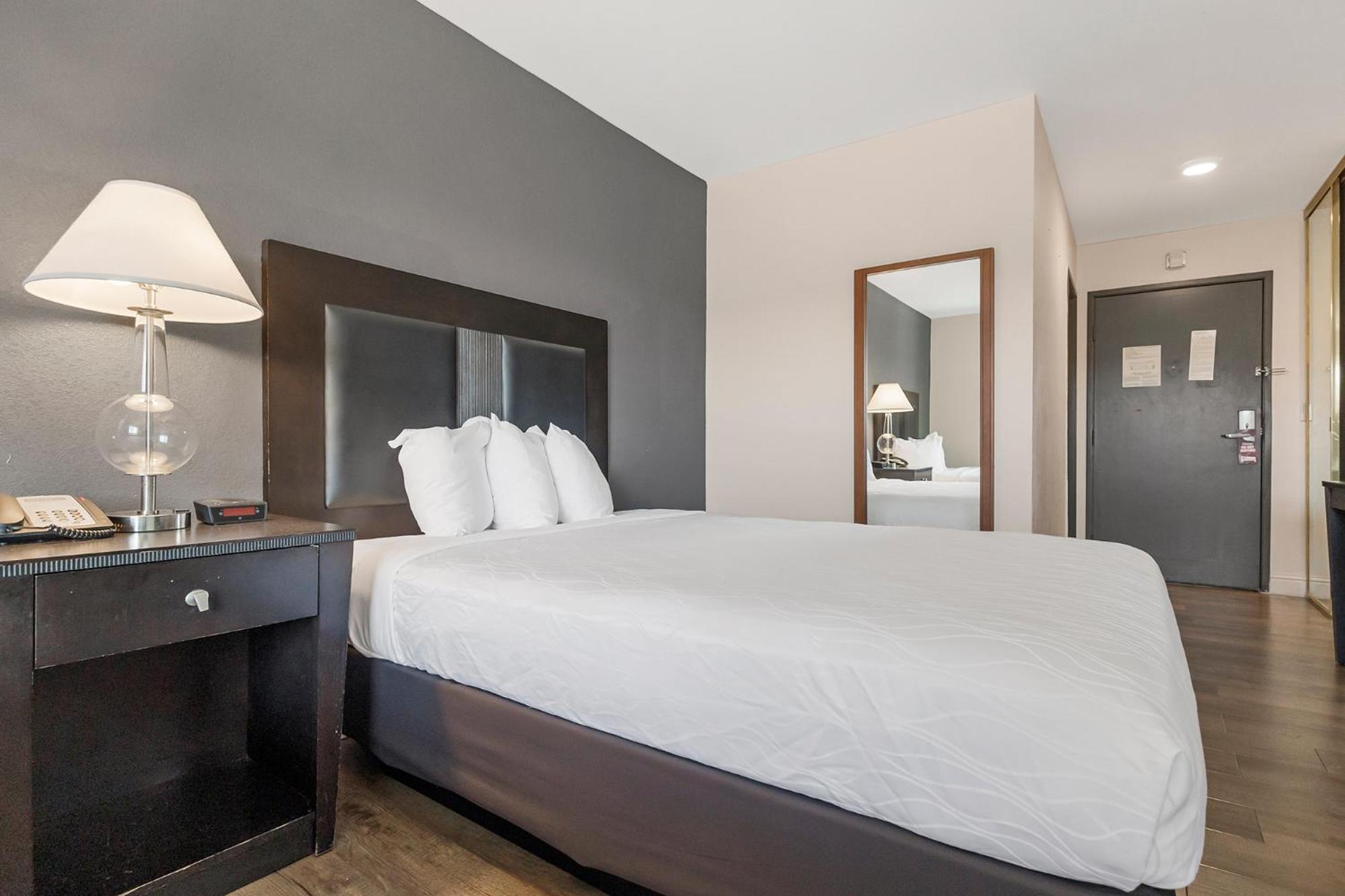 Yuba City Vacations - Sutter Inn - Property Image 58