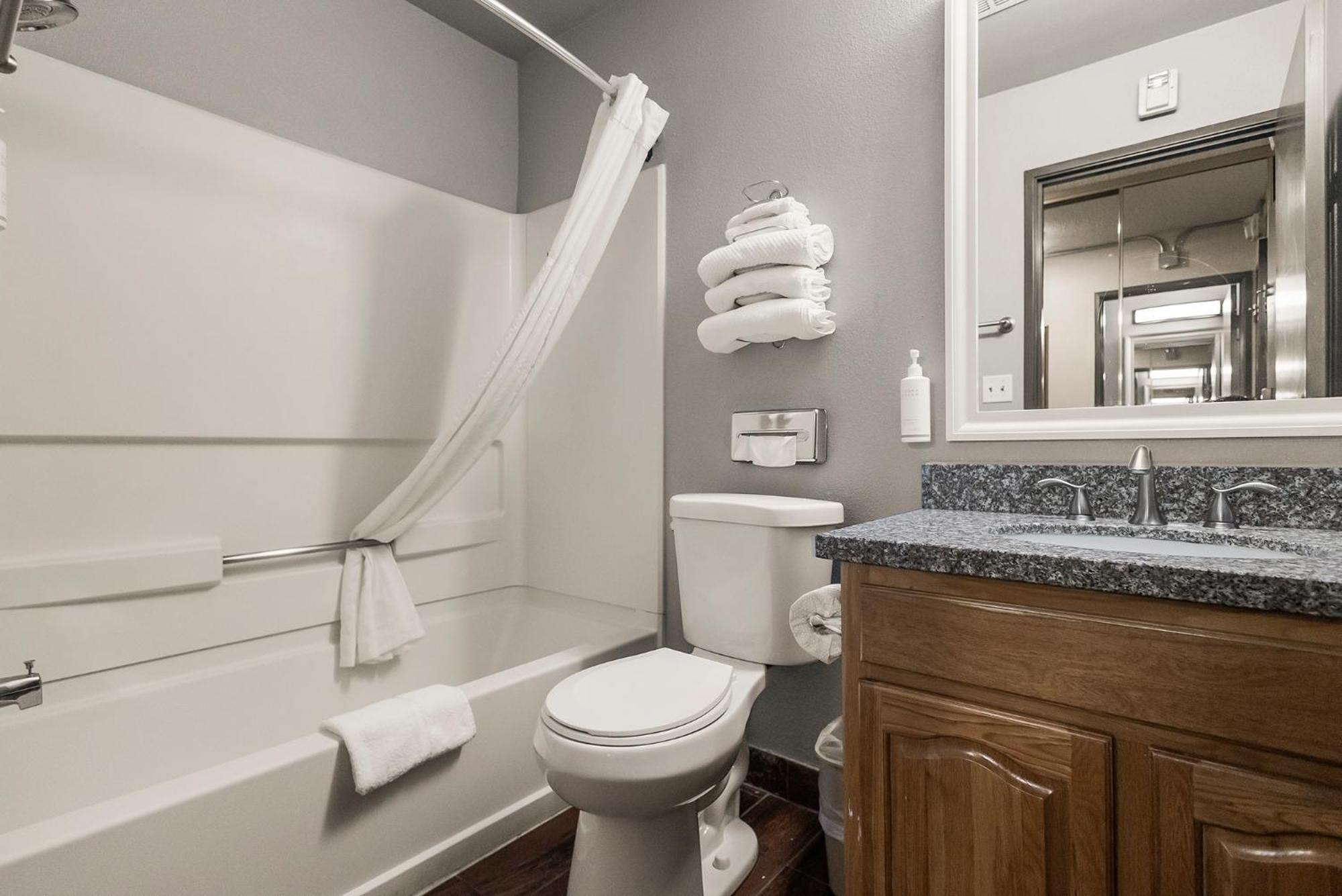 Yuba City Vacations - Sutter Inn - Property Image 56