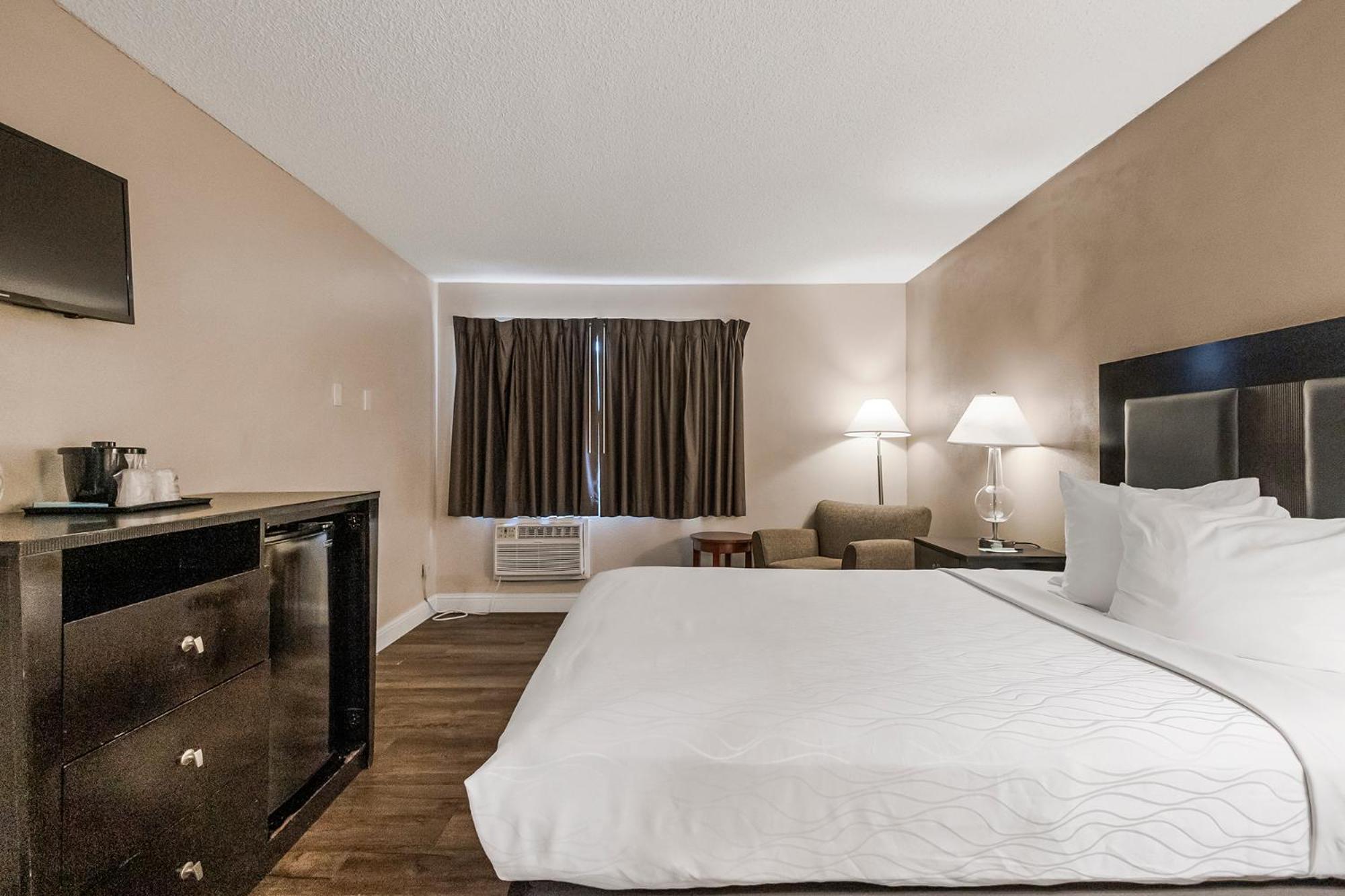 Yuba City Vacations - Sutter Inn - Property Image 2