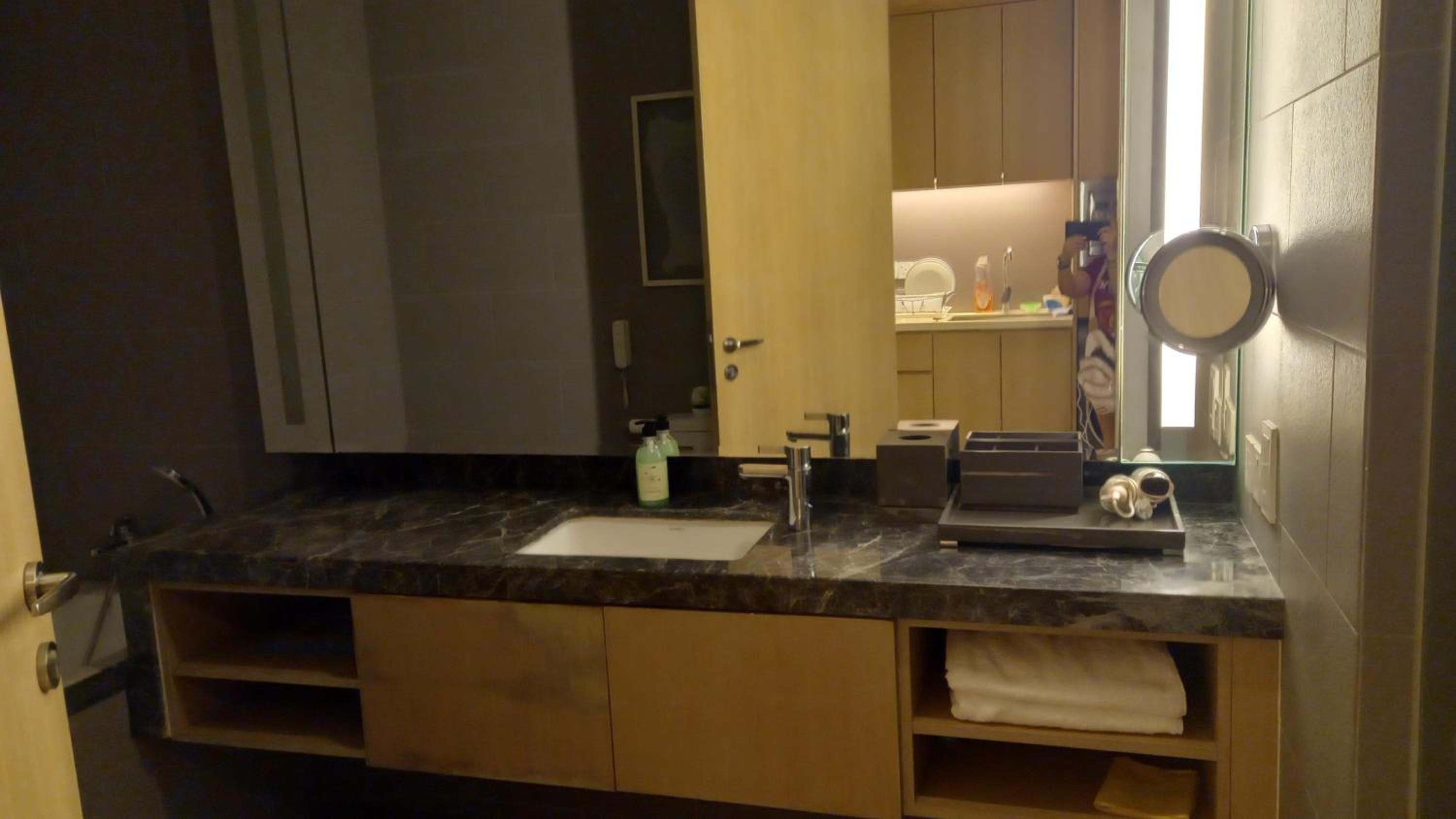 Cozy Apartment with Jacuzzi and Sauna at 188 Suites Klcc