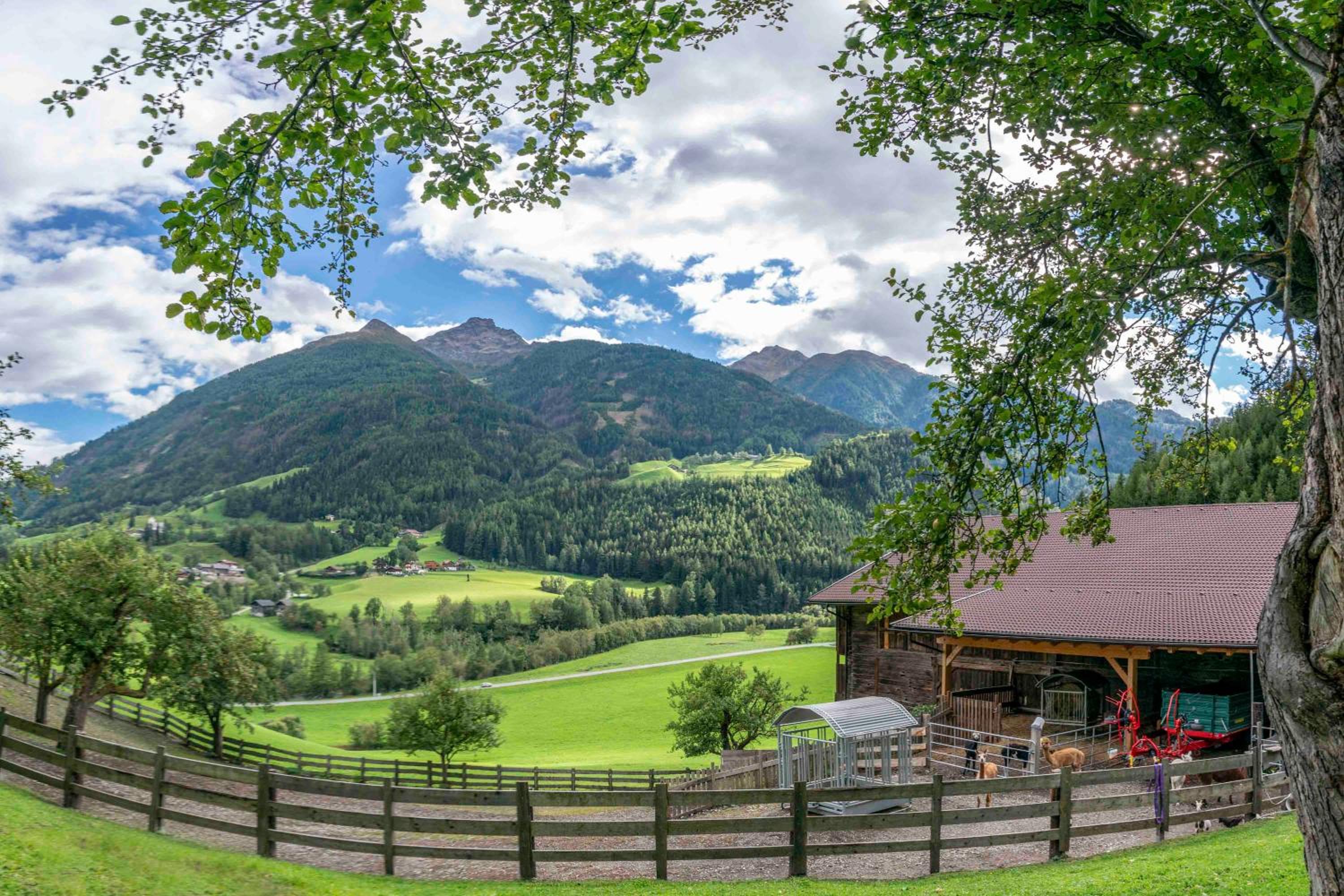 Ruggenthalerhof view 2