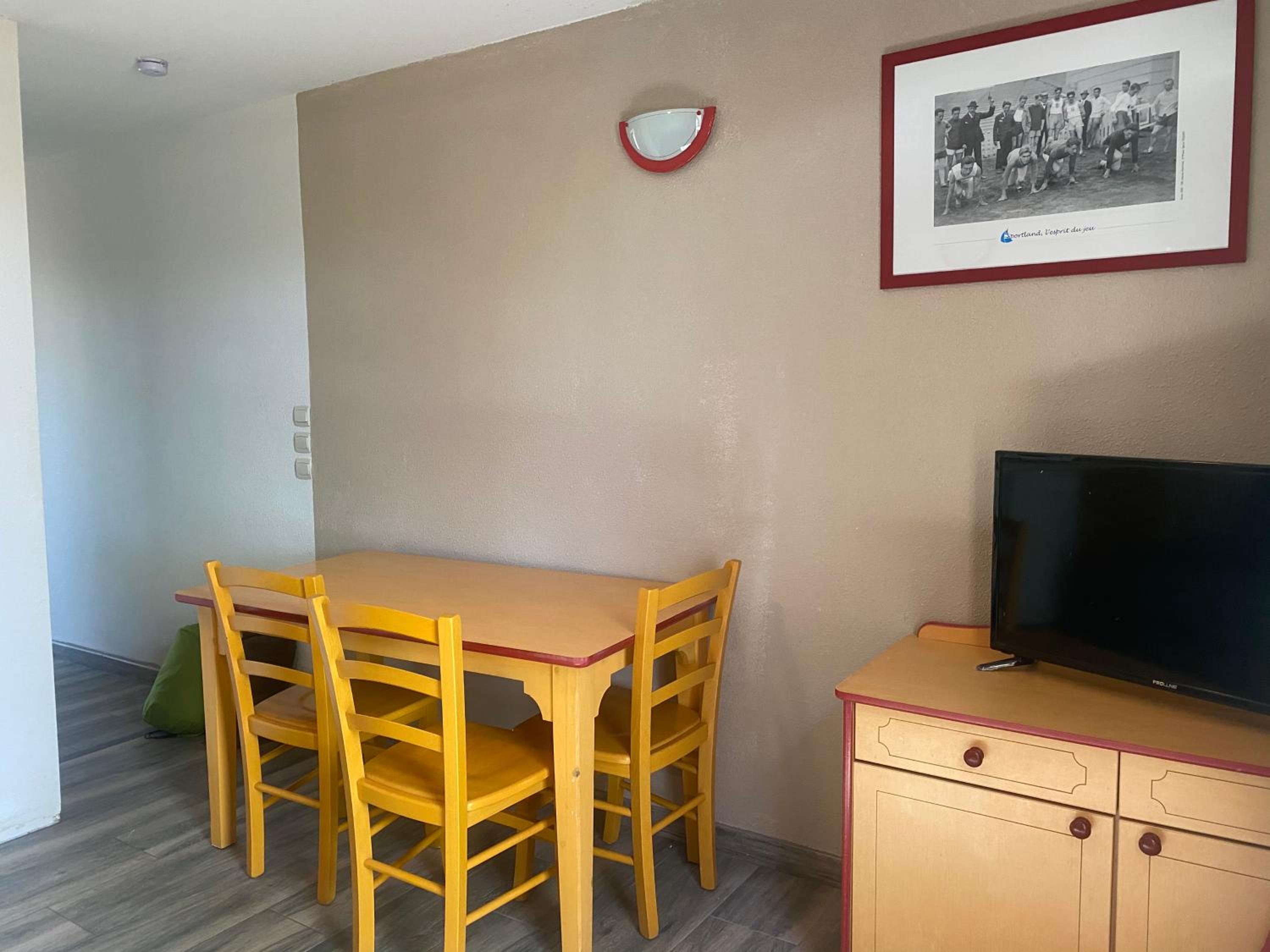 Appartement rénové pour 4 à 5 personnes à Cassen