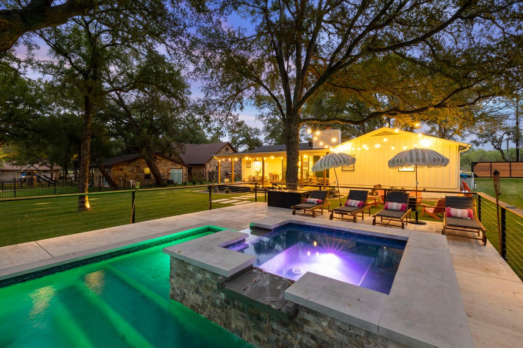 The Creek Villa Heated Pool Spa and Boat Slip - Property Image 16