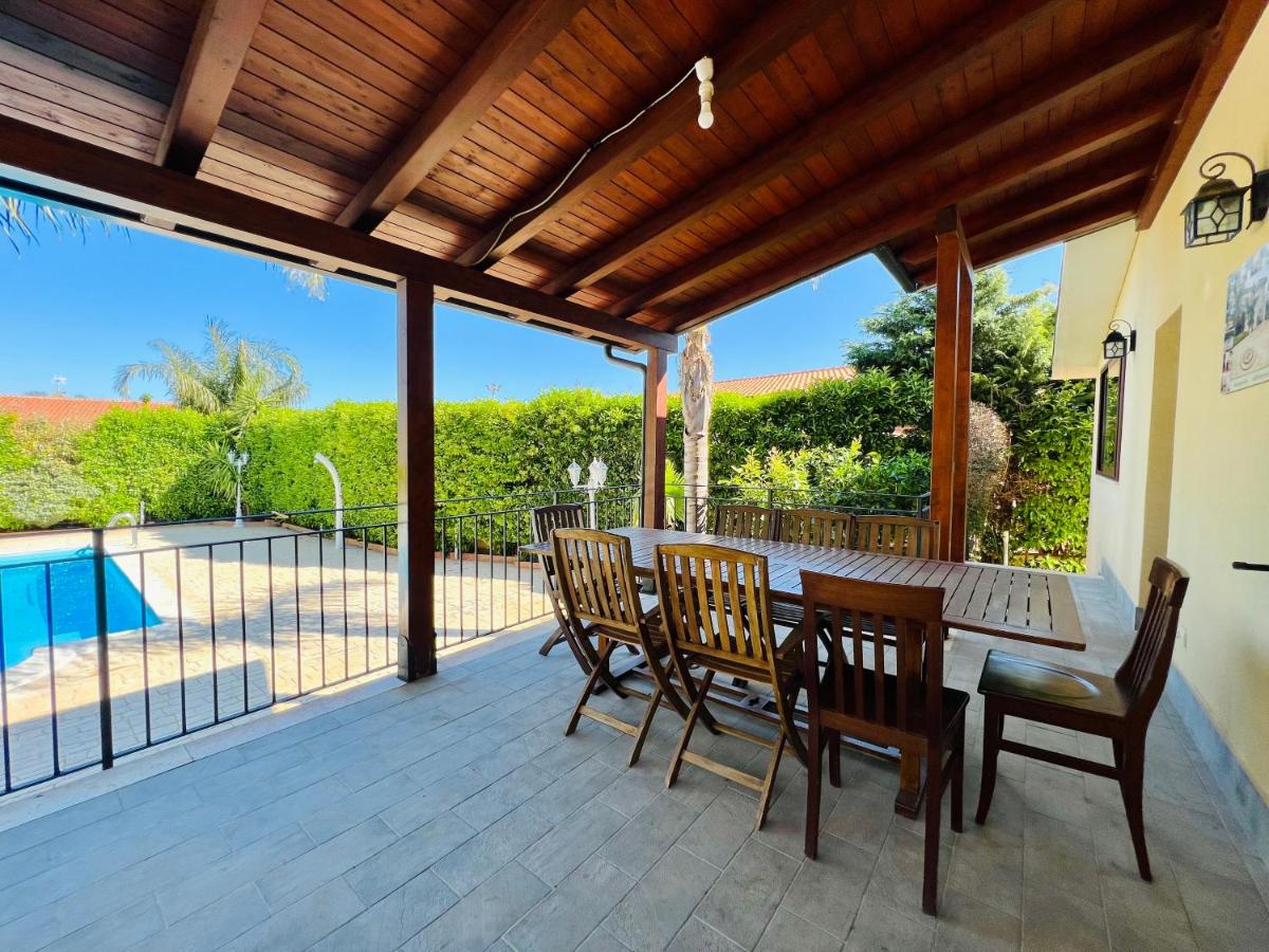 Villa Parisi view 2