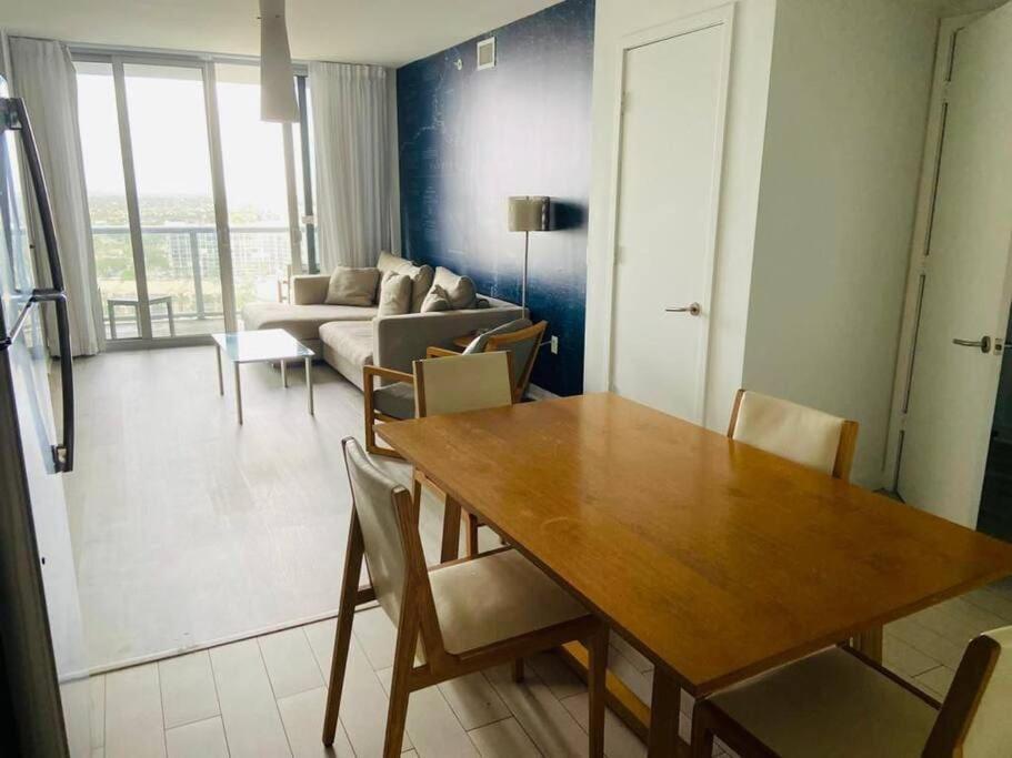 Chic Coastal Apartment, Views, Comfort & Full Kitchen -A view 3