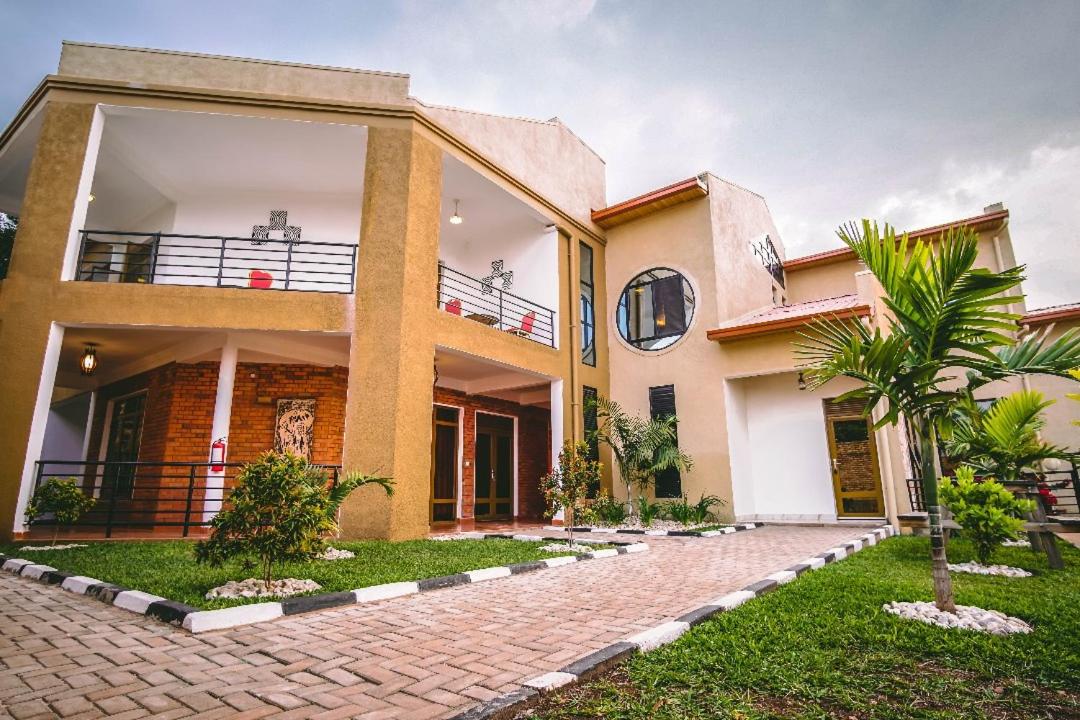 High Ground Villa Ltd