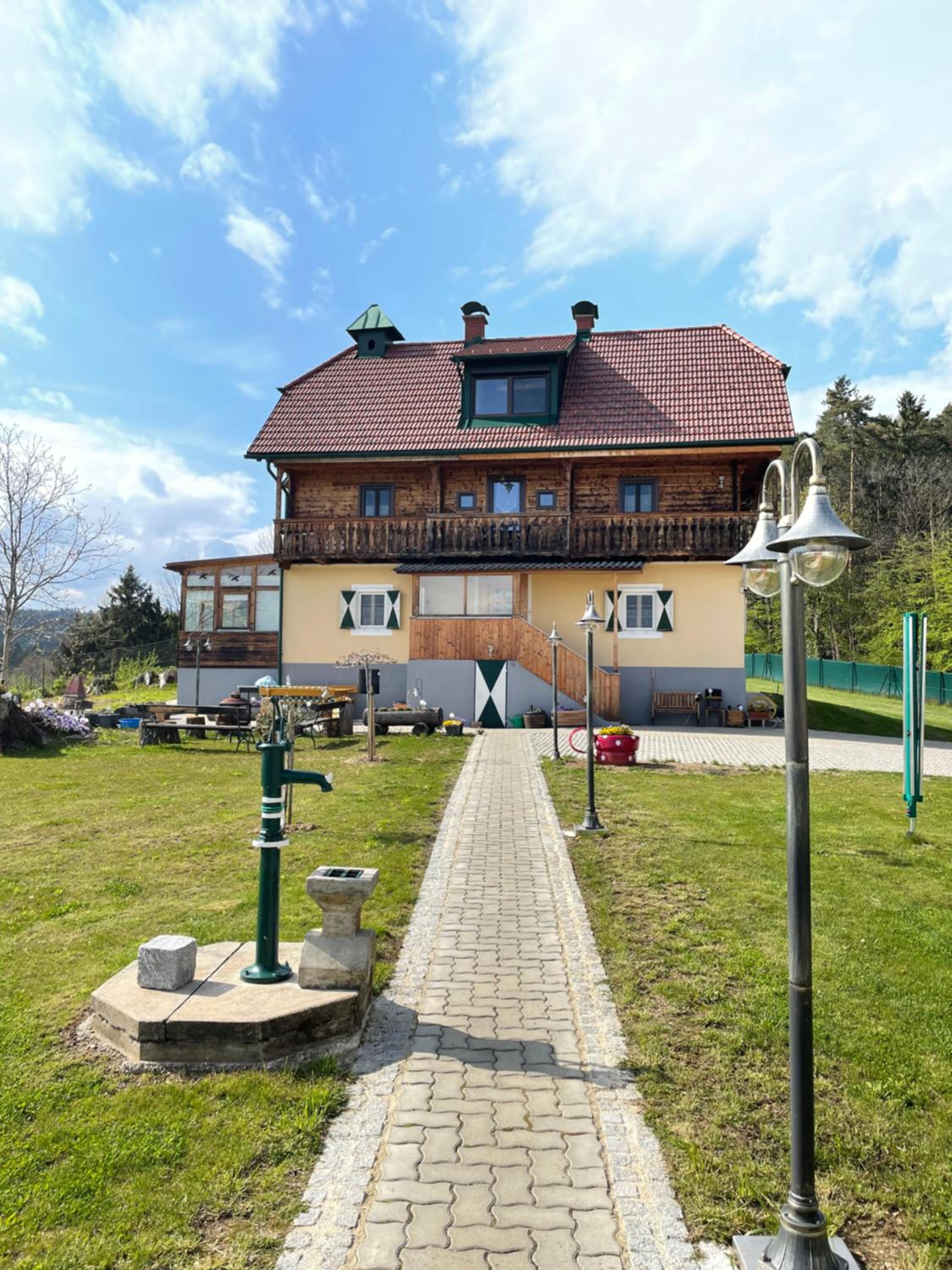 Uriges Bauernhaus mit Blick auf Graz view 4