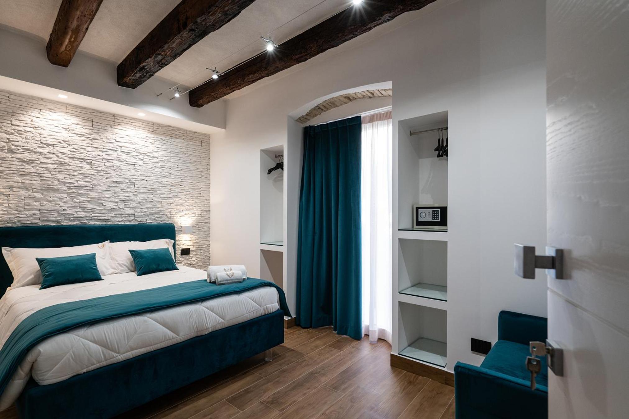 Sofi' Center Rooms