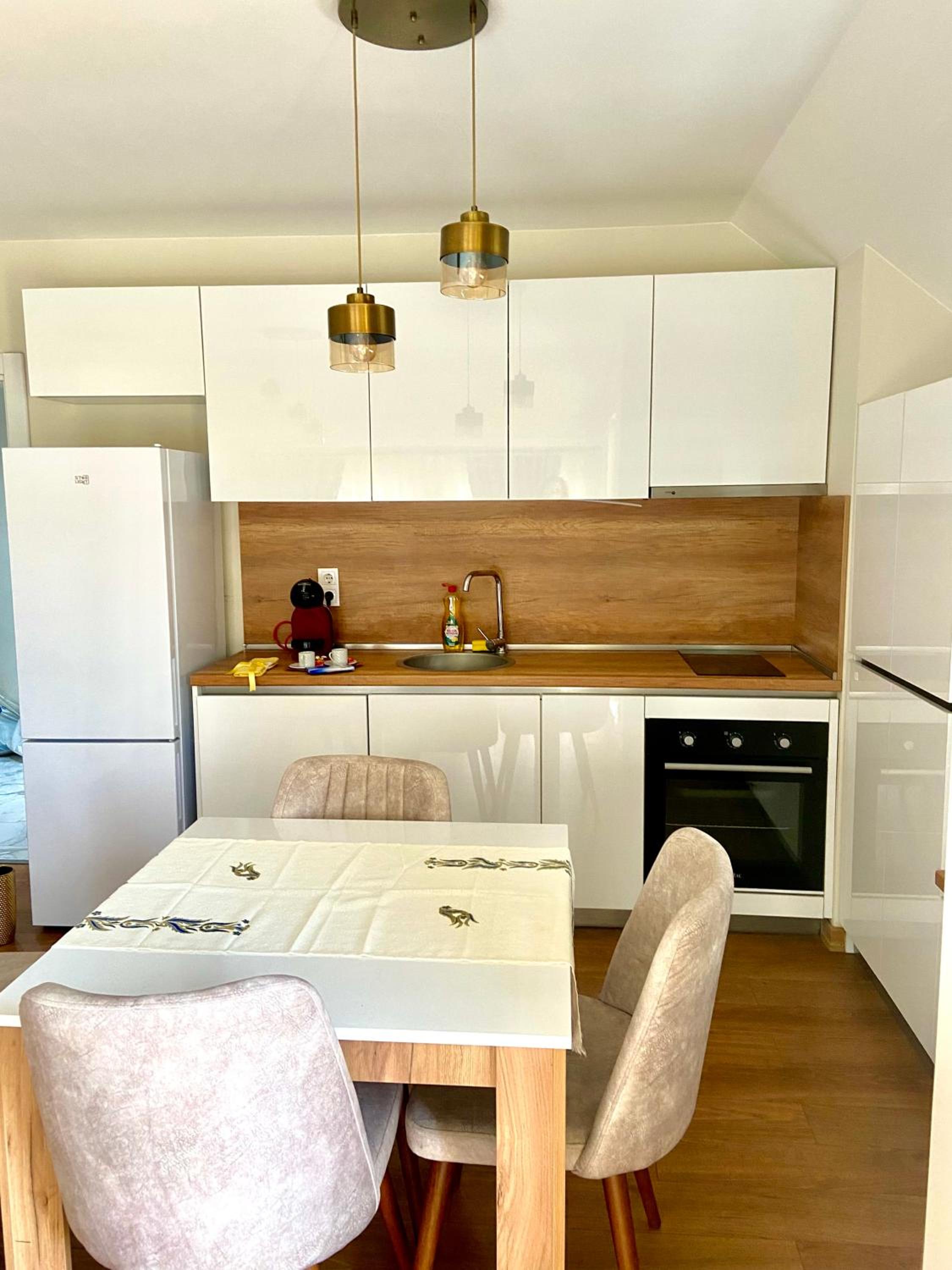 M&M Center Apartment with free parking