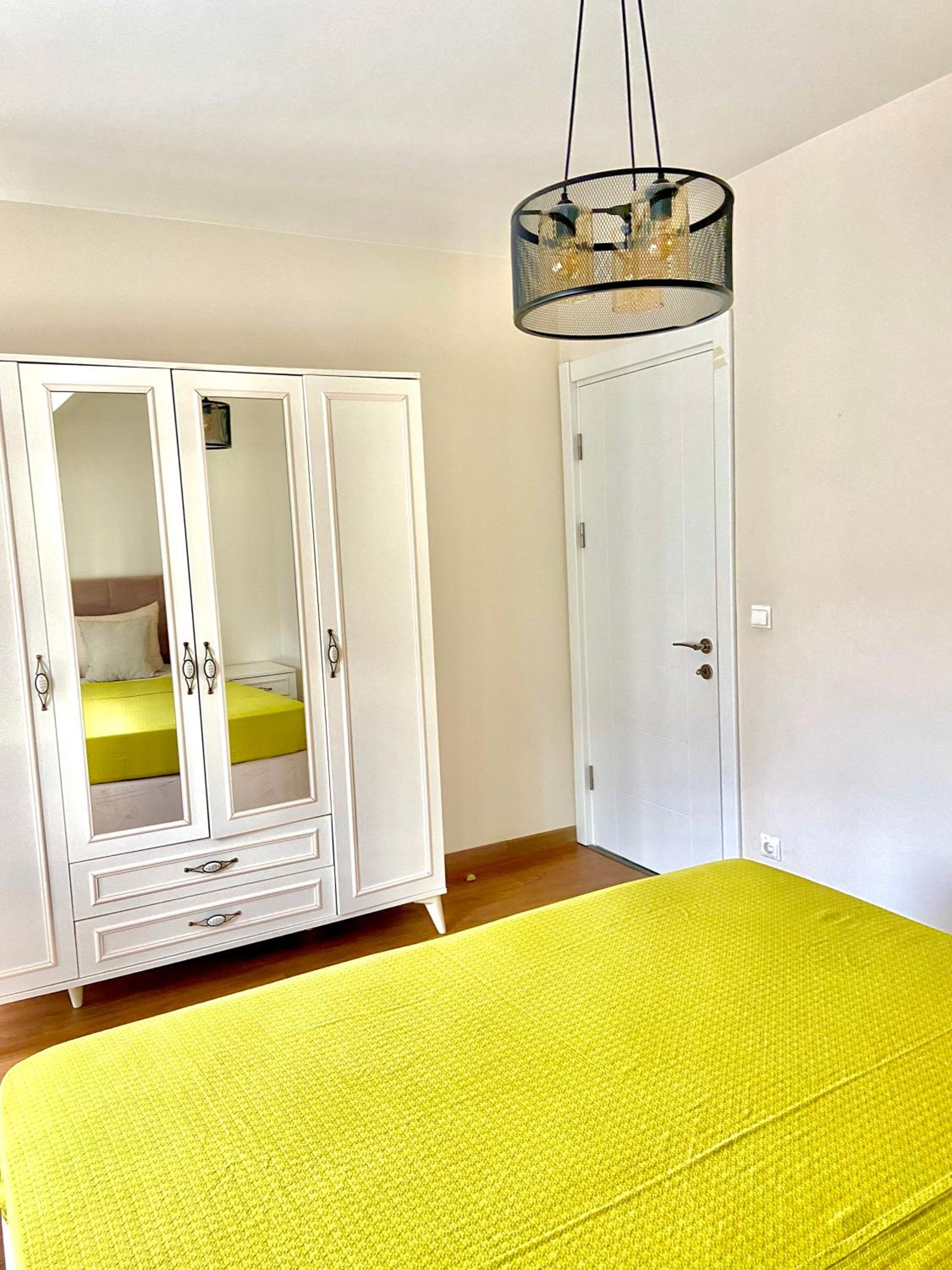 M&M Center Apartment with free parking