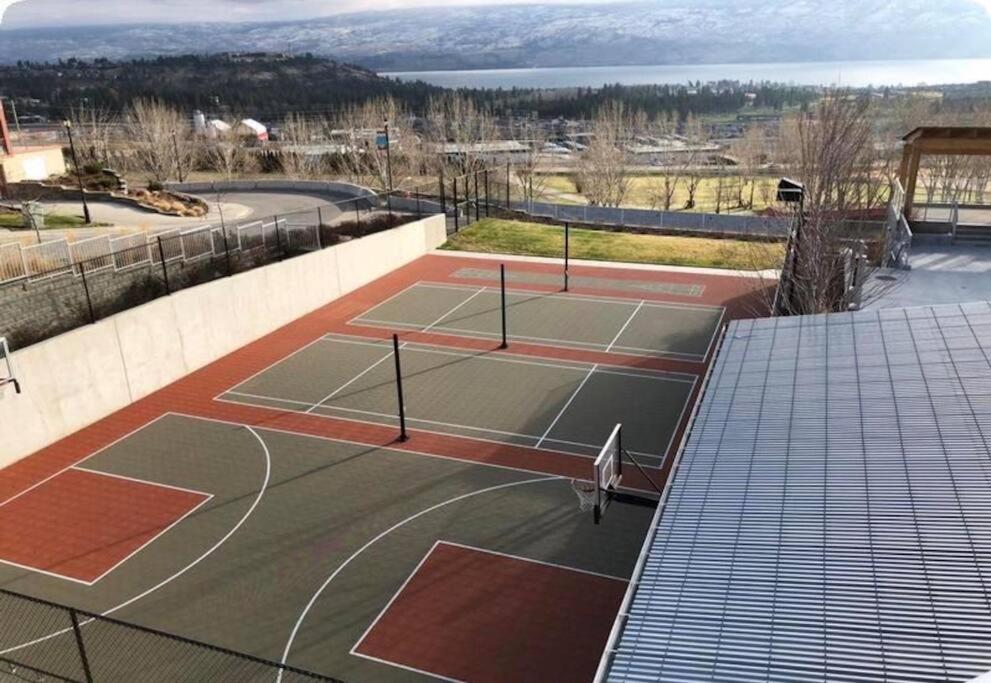 Stay In The Okanagan - Copper Sky, West Kelowna
