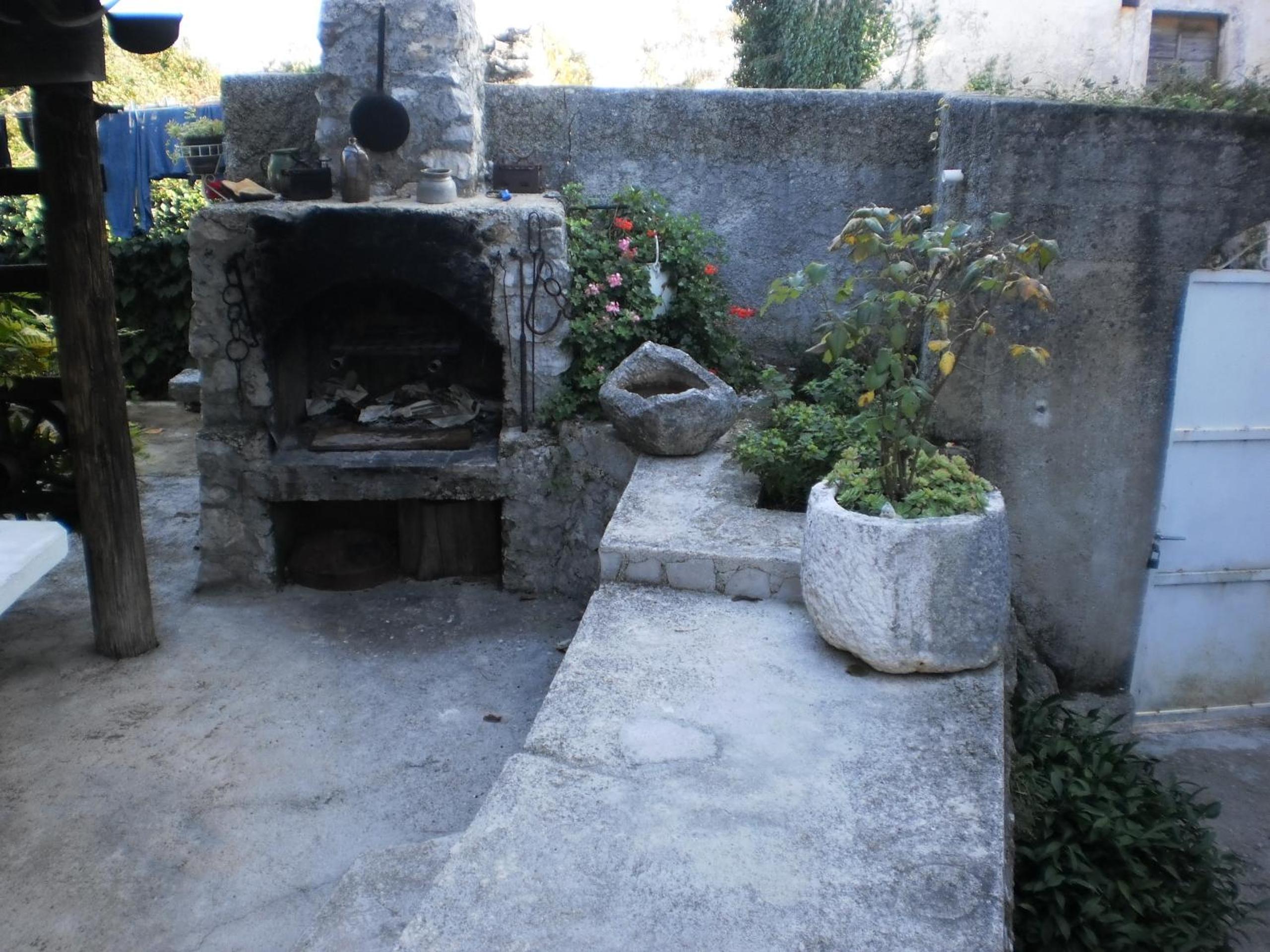 Photo 27