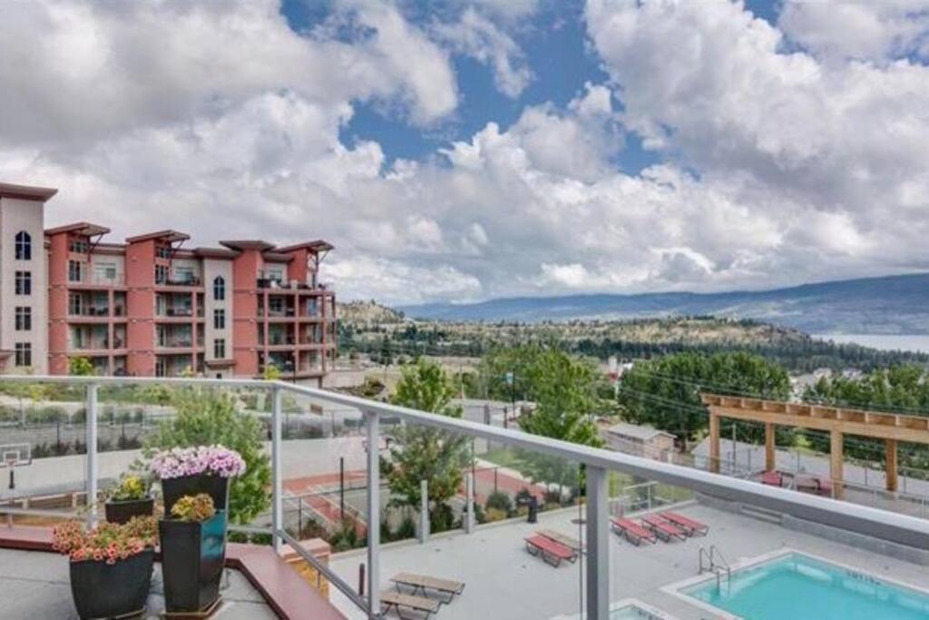 Stay In The Okanagan - Copper Sky, West Kelowna