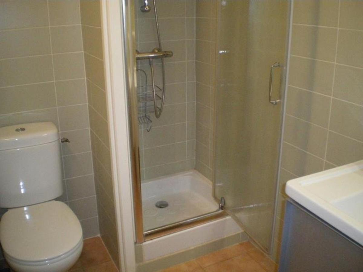 Vue Mer - Appartement 2 Pièces avec Terrasse et Parking Privé au Lavandou. - FR-1-308-19 view 5