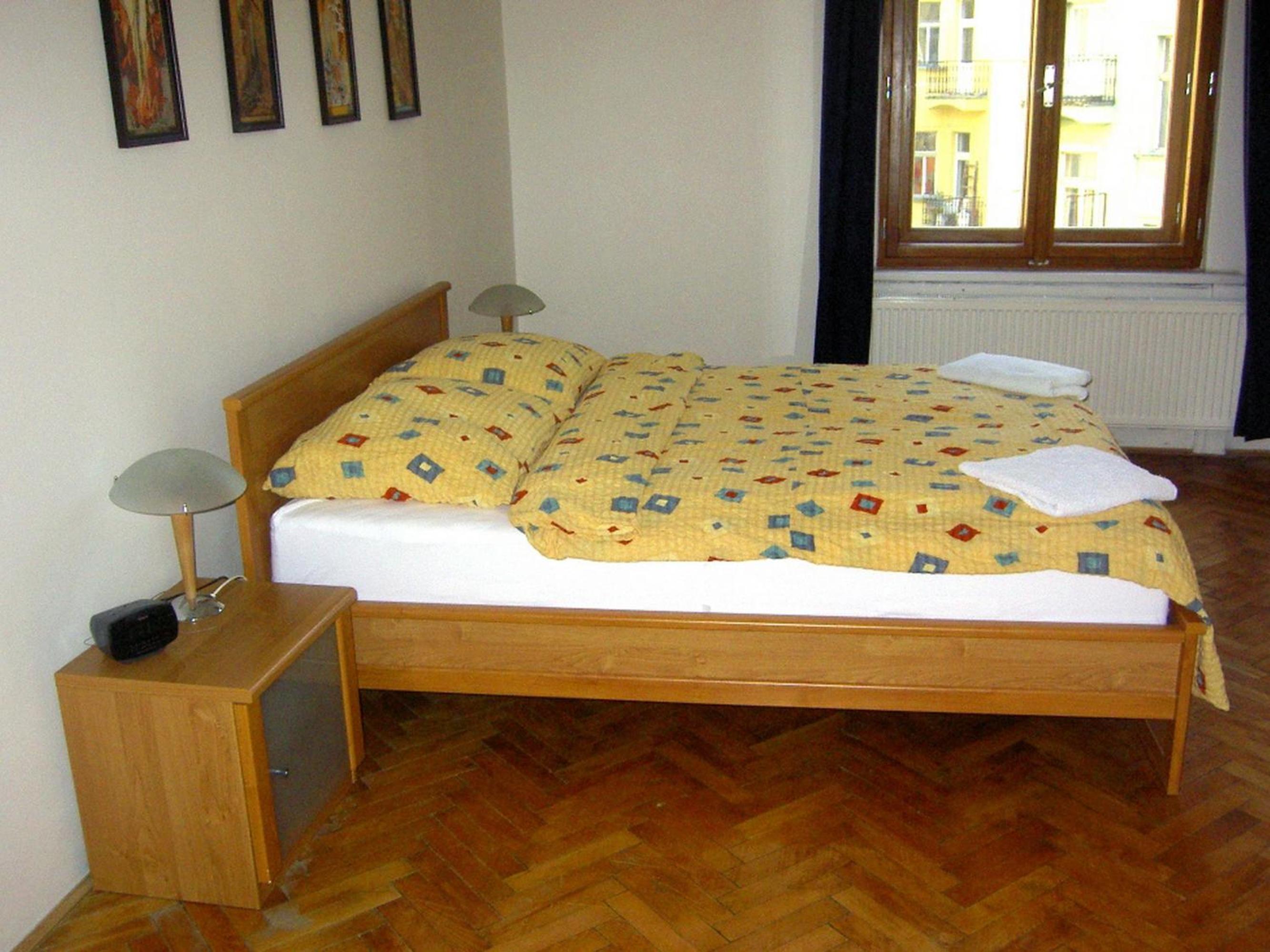 Apartments Vezenska